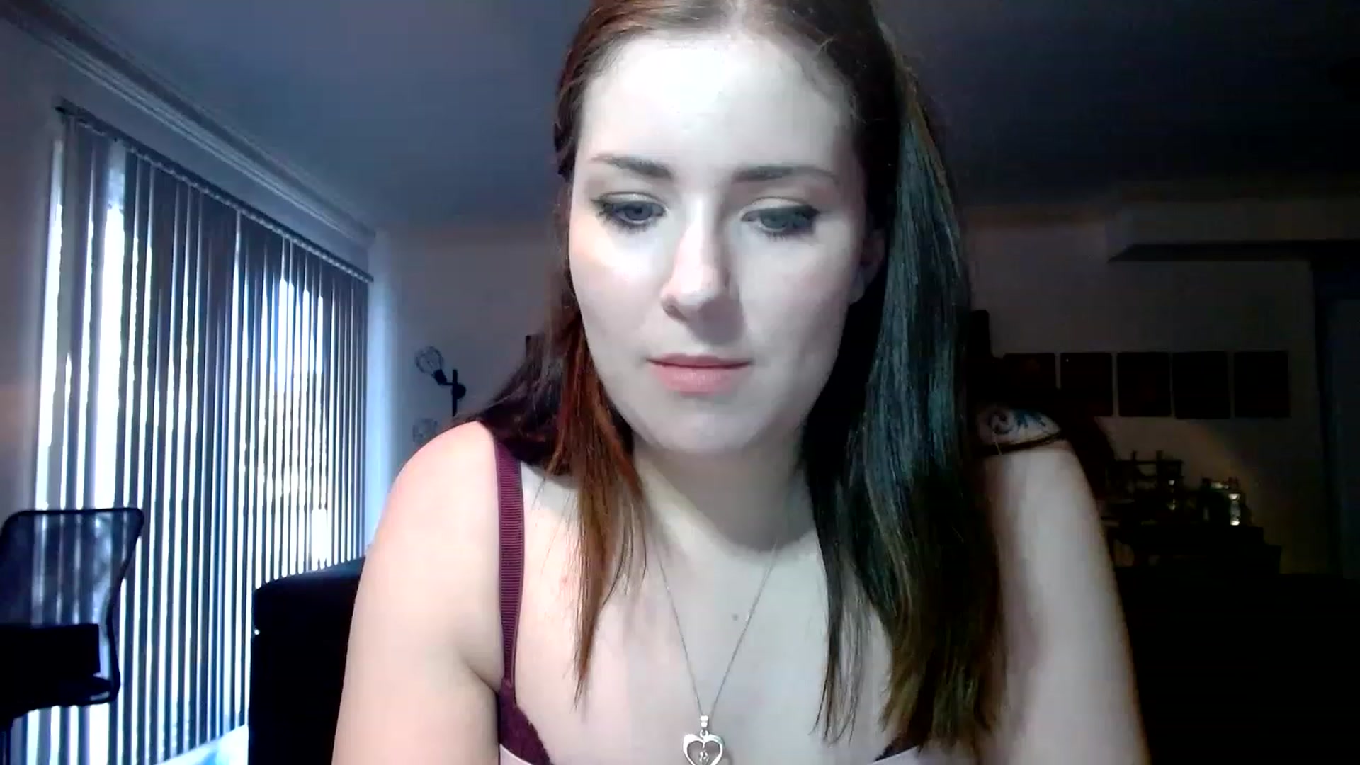 Larah_Sky video thumbnail