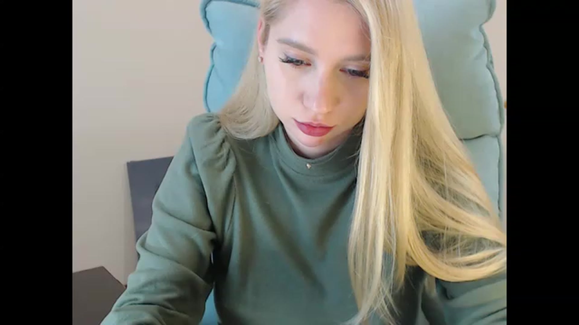 Miss_Sylvia video thumbnail