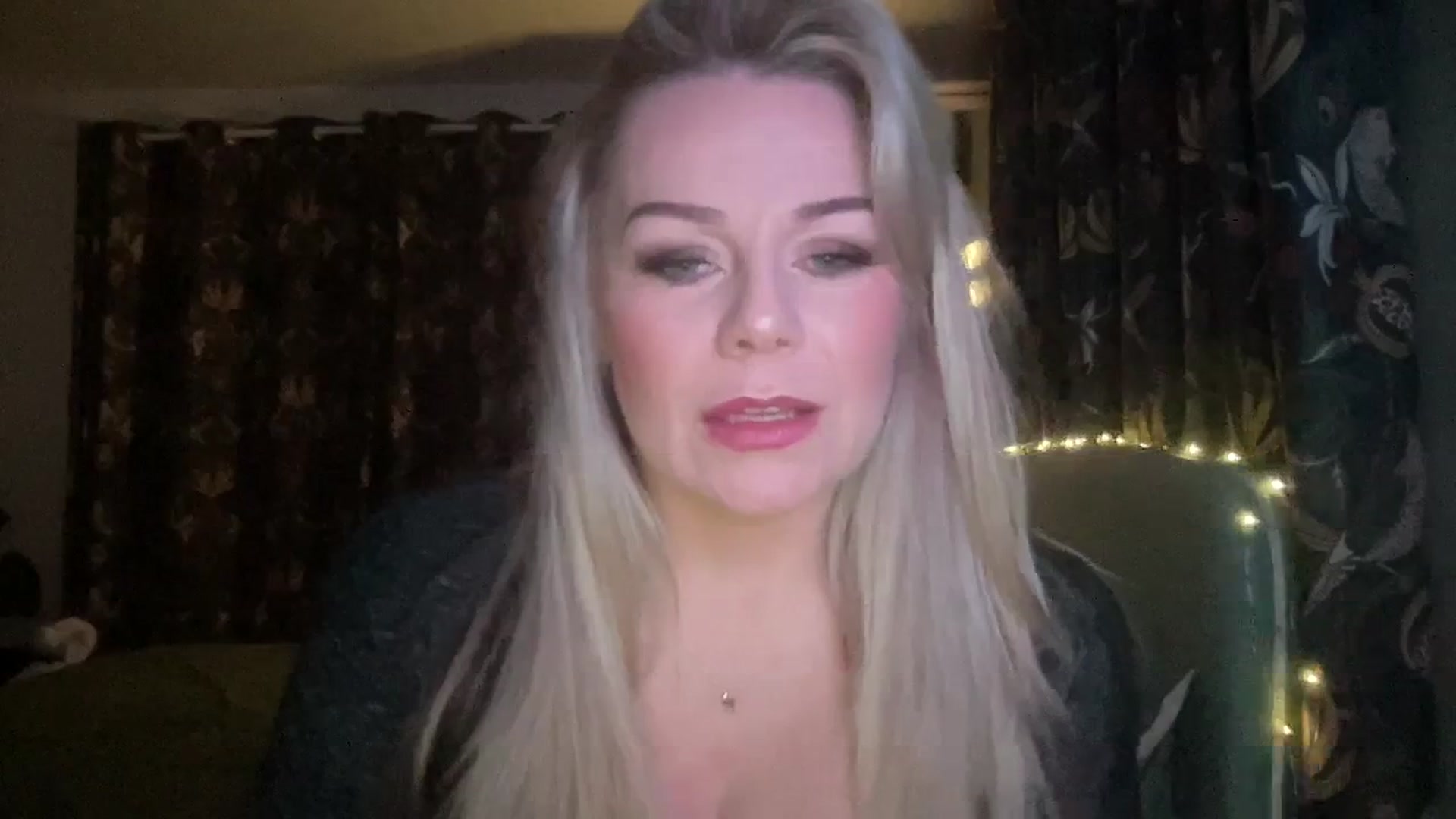 LaraLaughs video thumbnail