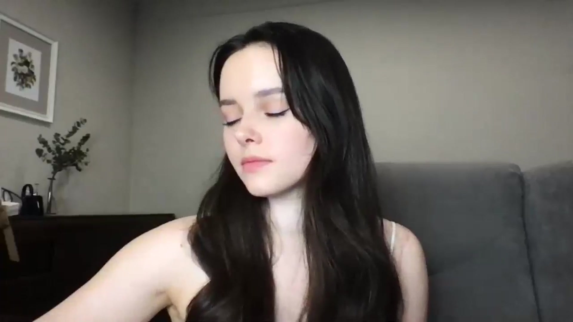 TheGirl_ video thumbnail