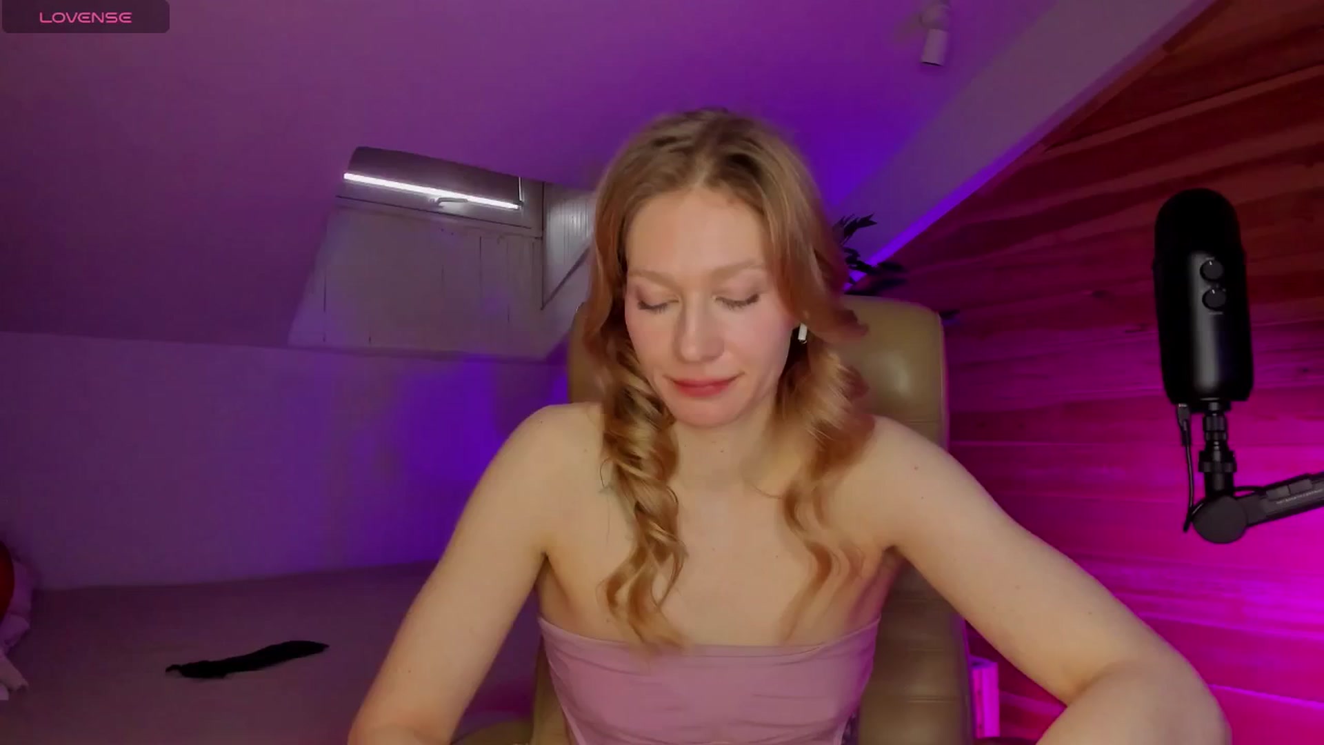 AuroraShy video thumbnail