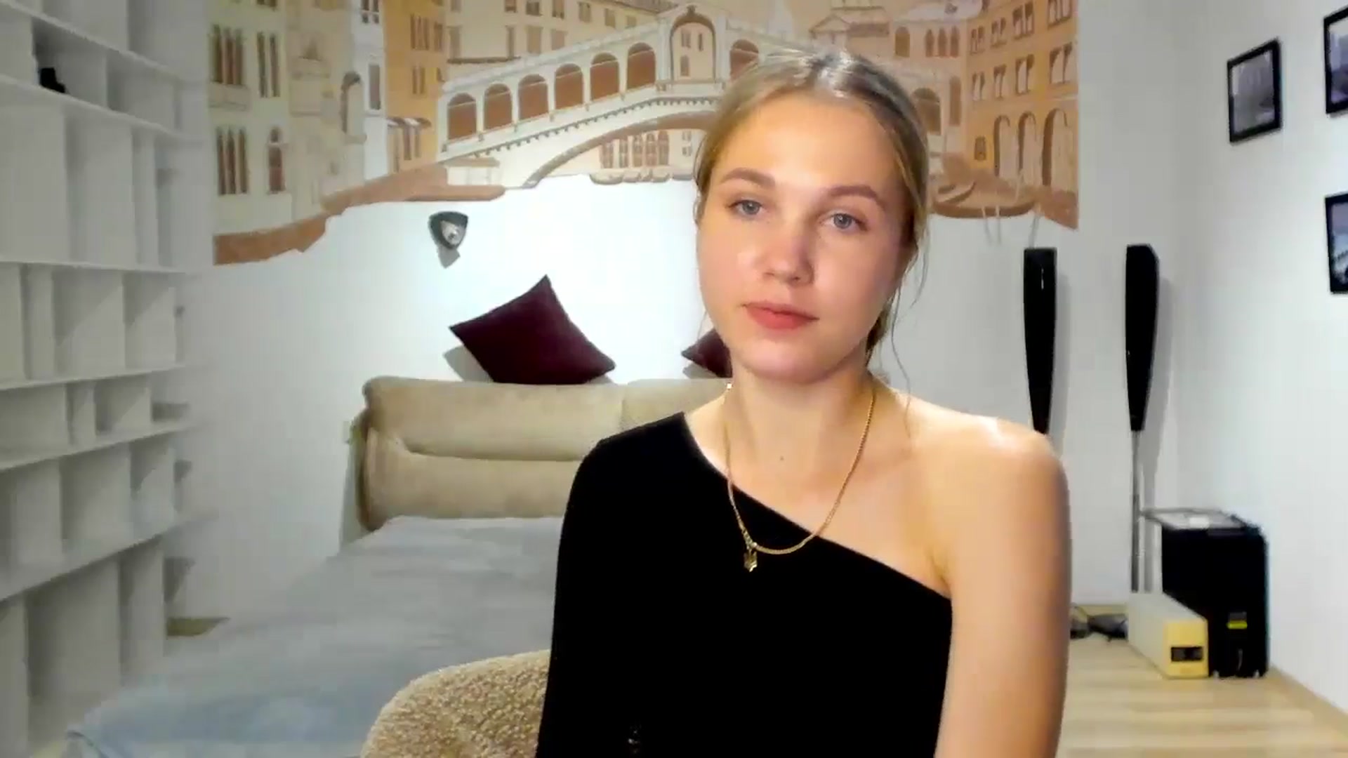 Kate_Lewiss video thumbnail
