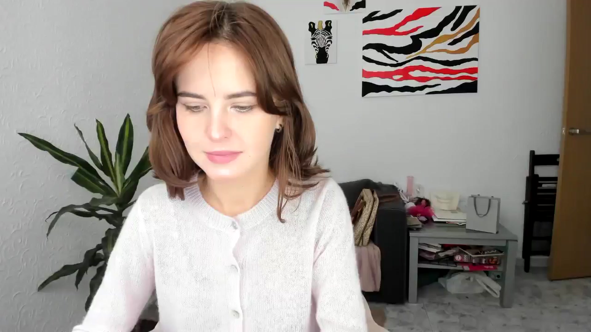 AhahaGirl video thumbnail