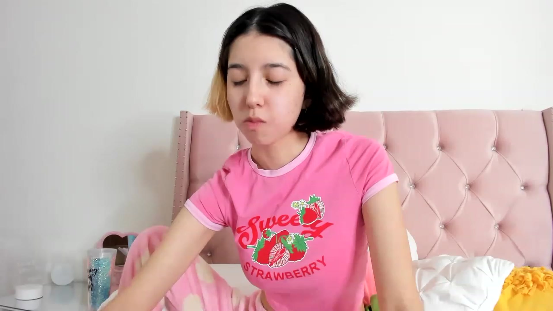 Cherrycute666 video thumbnail