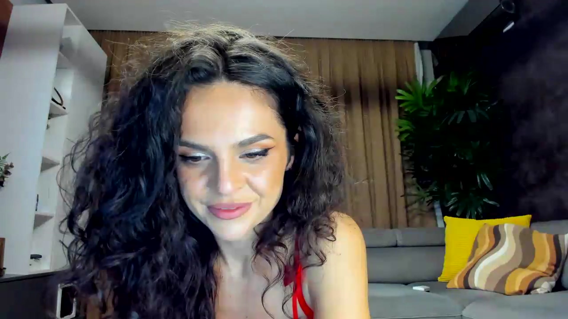 CurlyTrouble video thumbnail