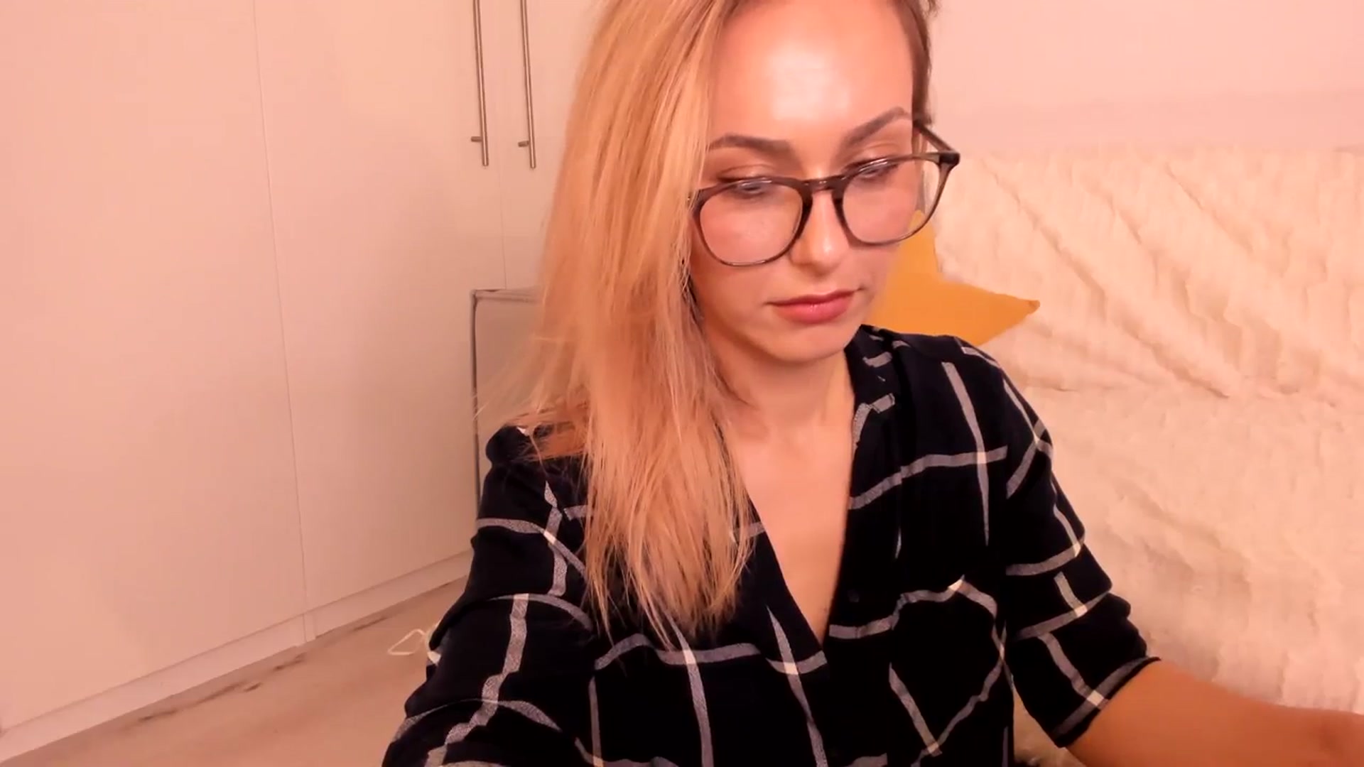 Simi__ video thumbnail