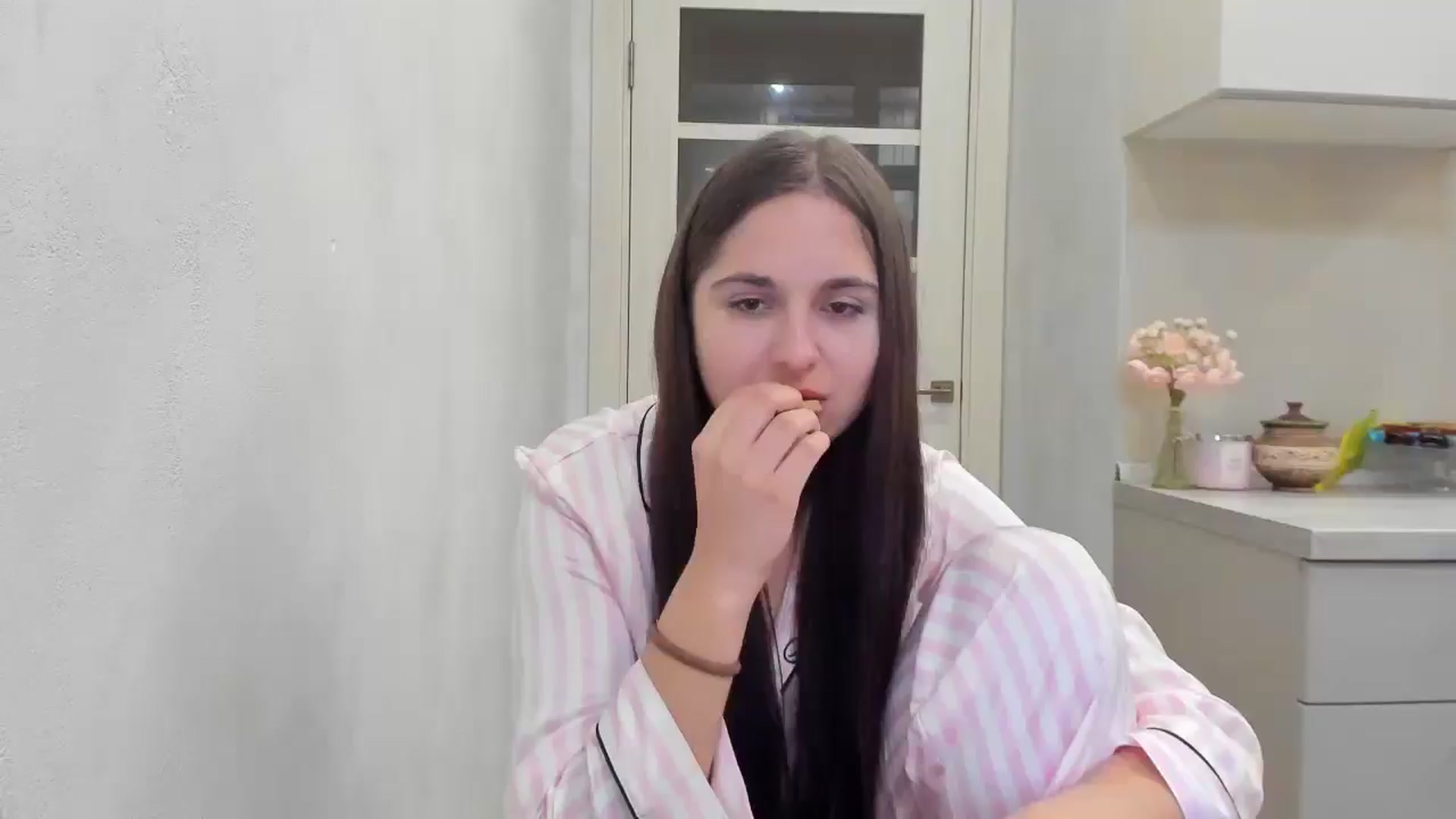 Miss_Peach_ video thumbnail