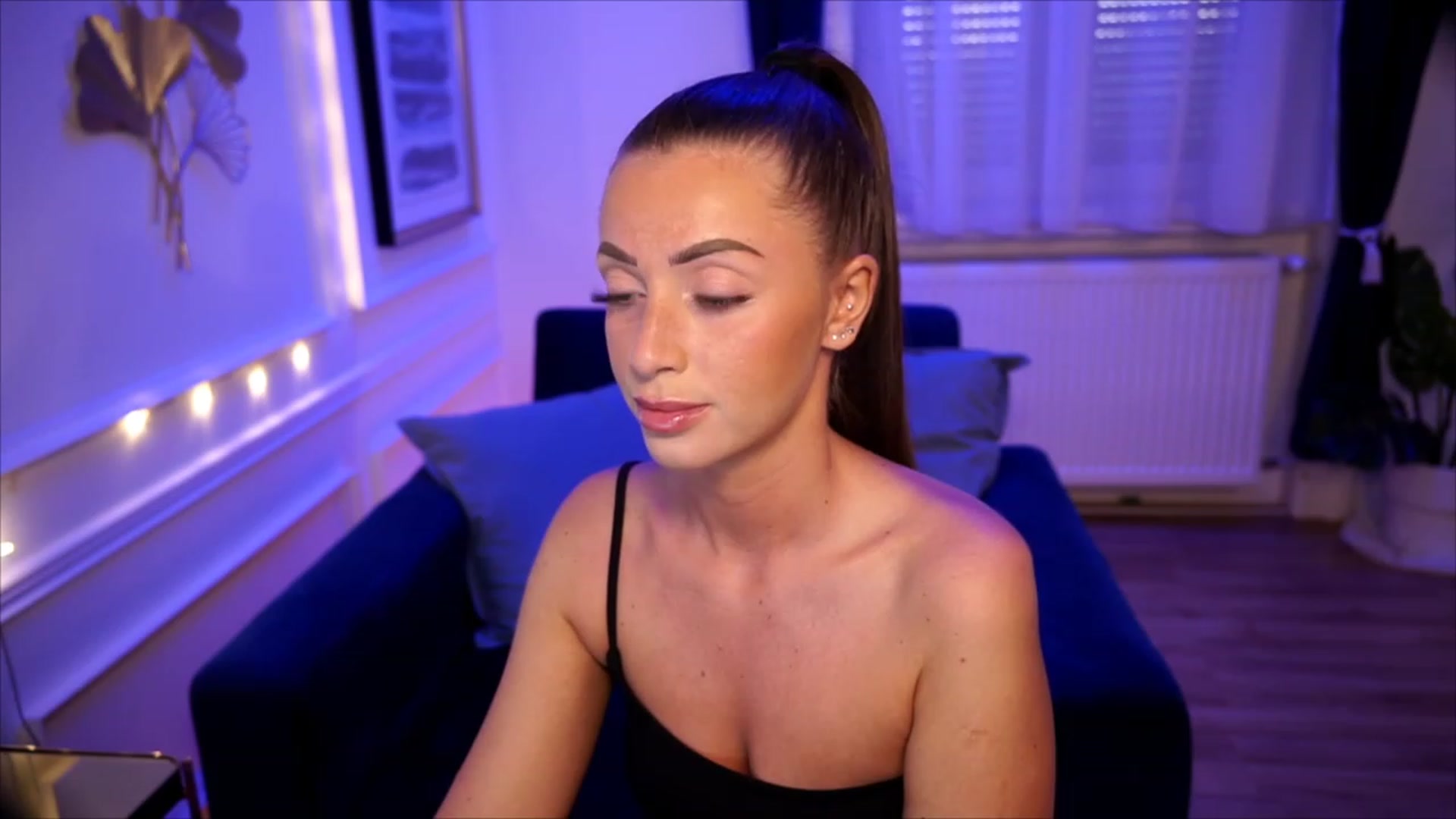emma_ruby video thumbnail