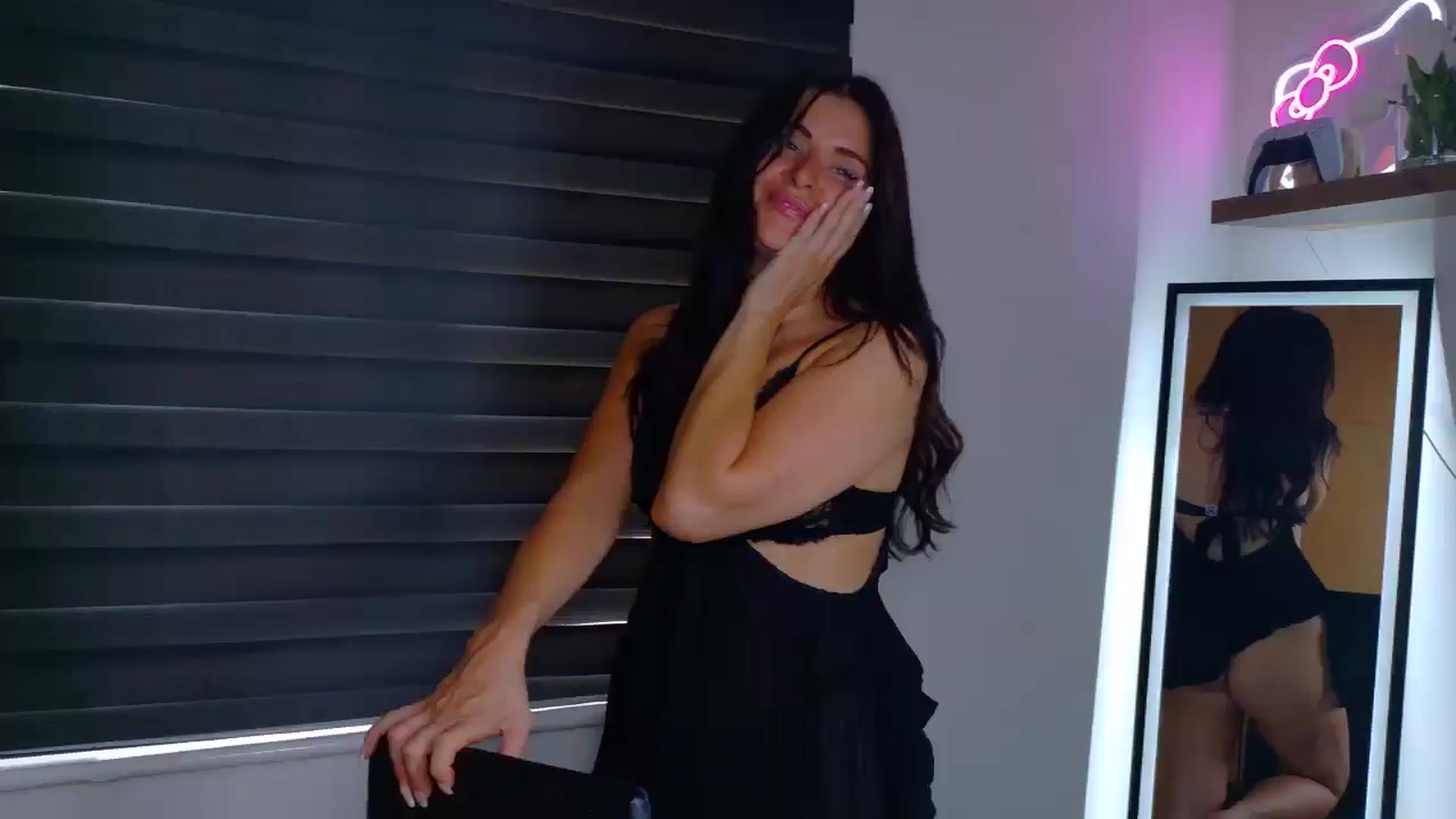 xSaphLynn video thumbnail
