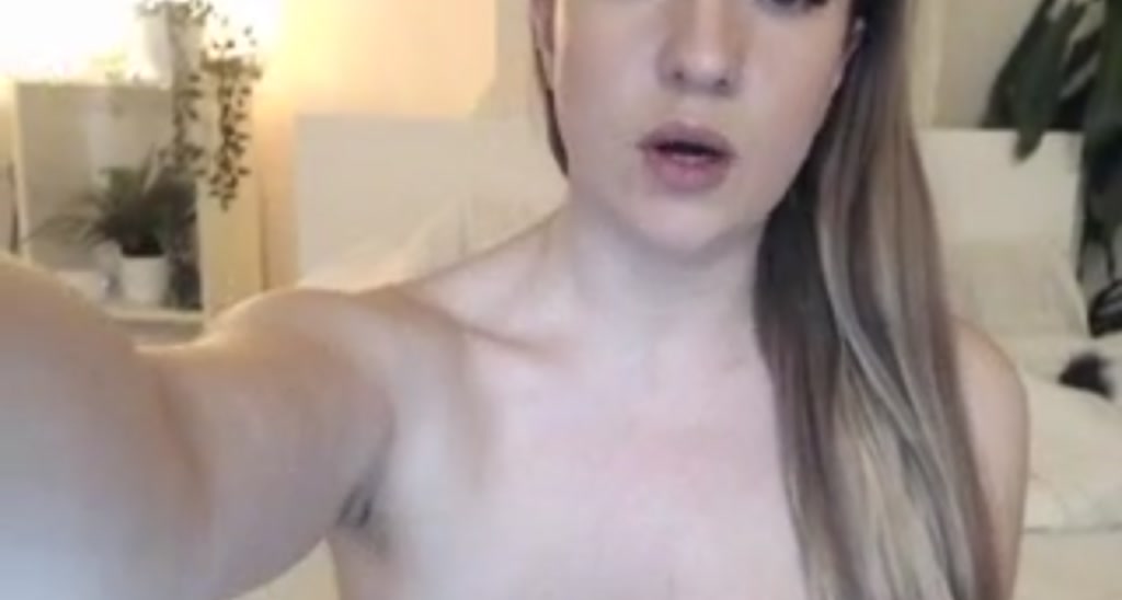 HollyWould_x video thumbnail