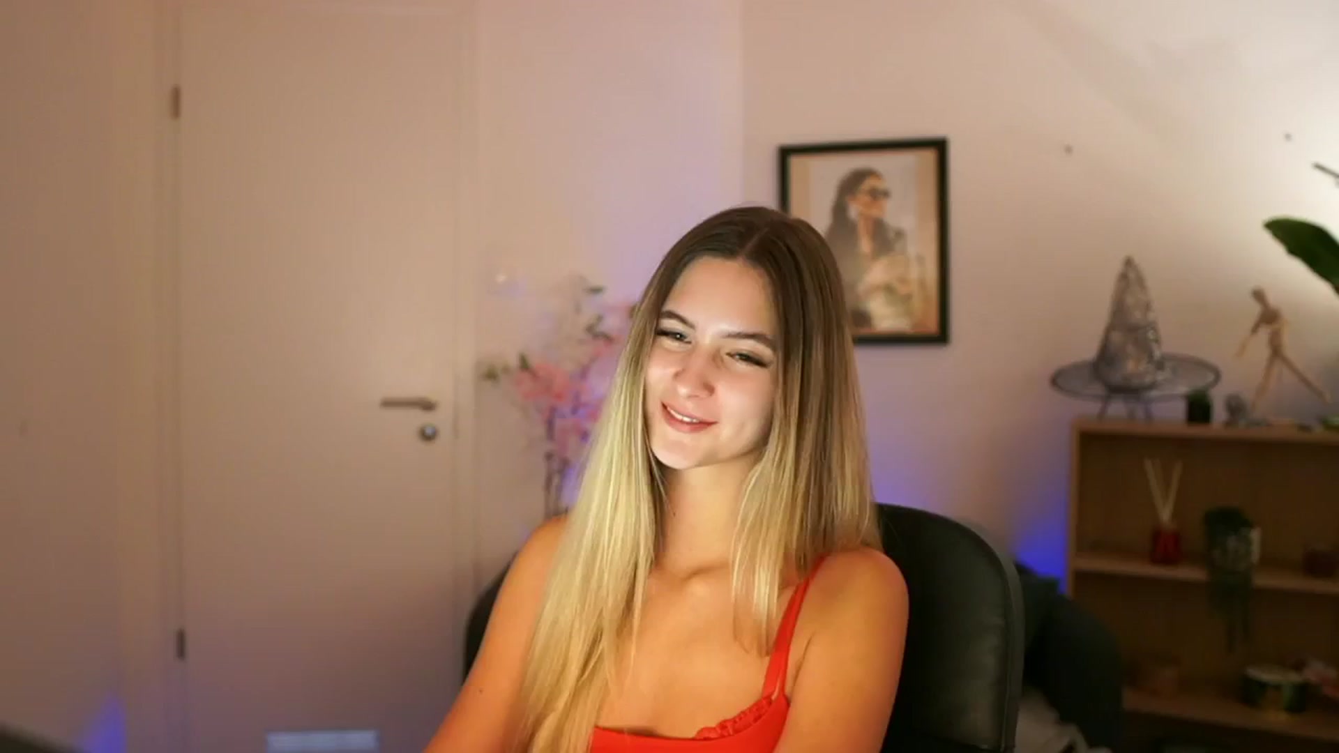 CuteGirl_18 video thumbnail