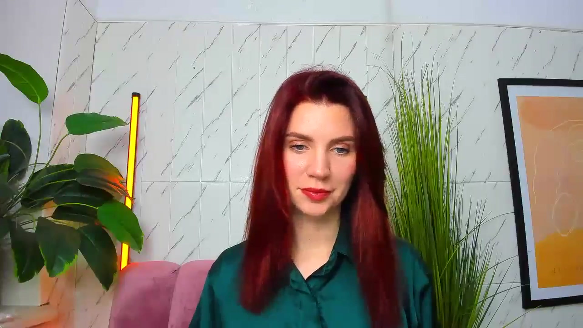 MiaLuxe video thumbnail