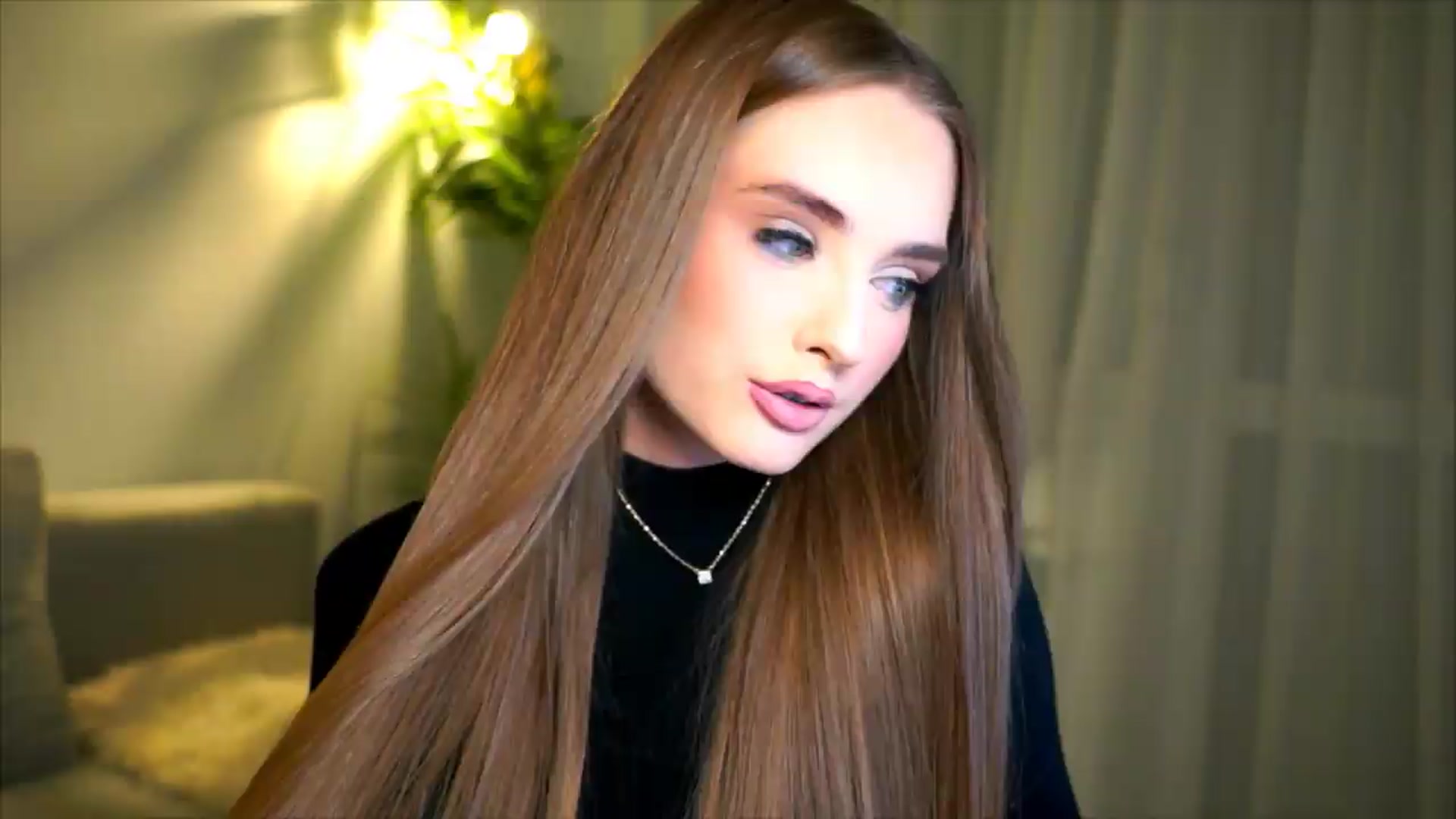 petitegonwild video thumbnail