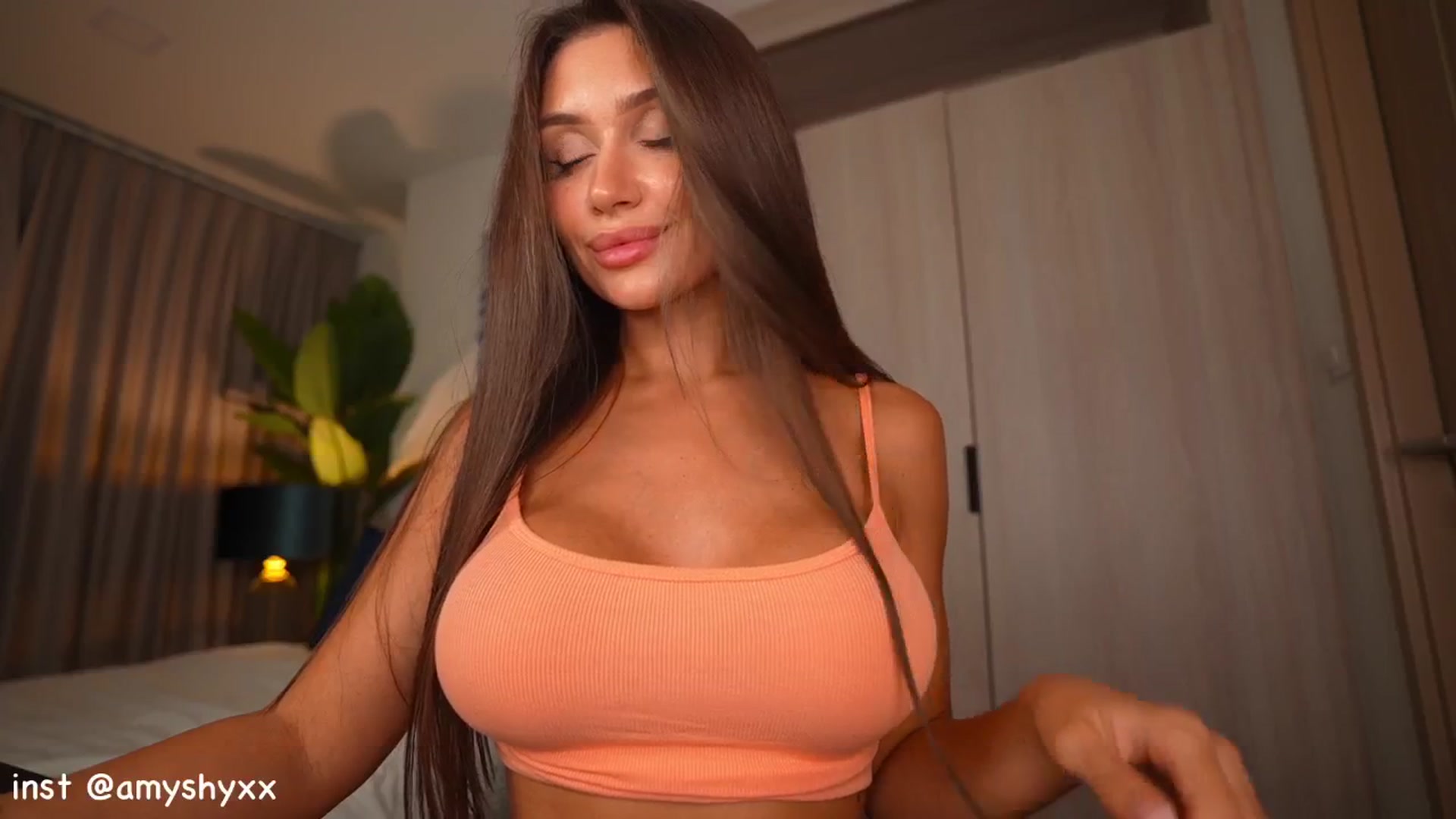 AmyAngel video thumbnail