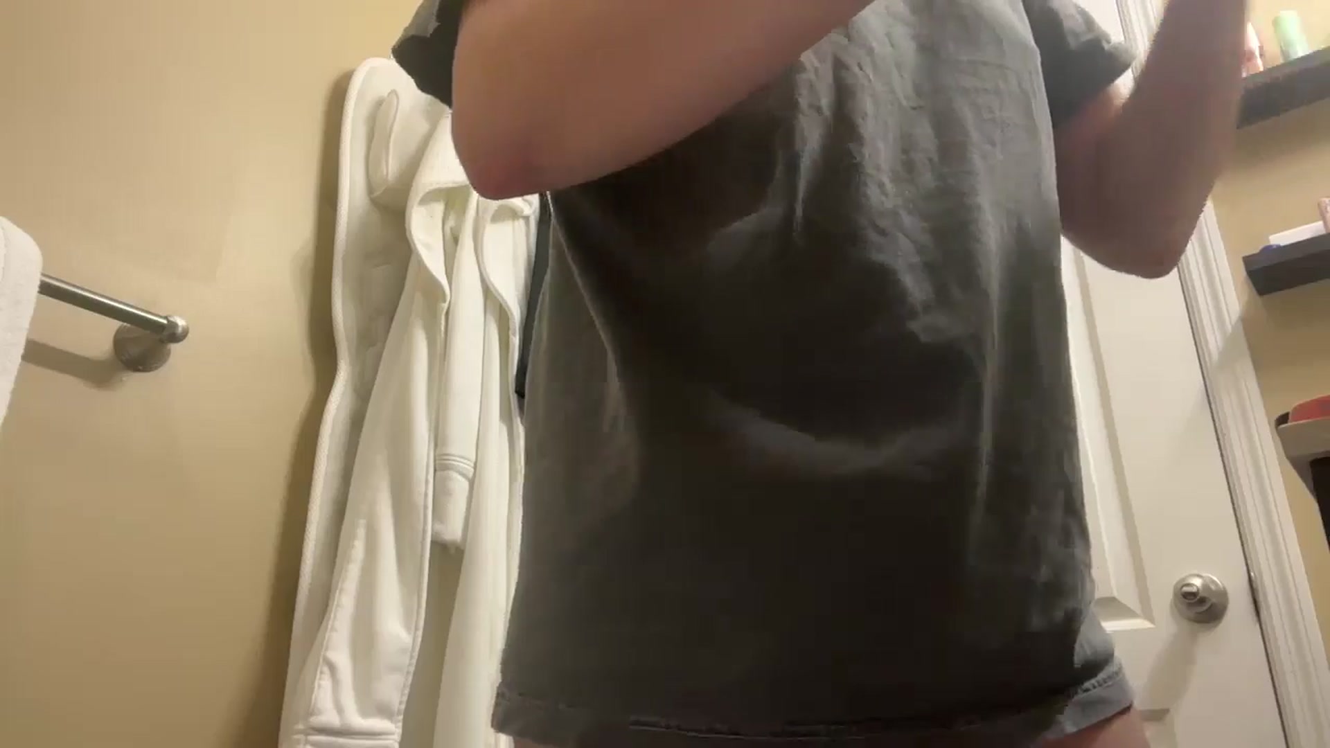 SL00T video thumbnail