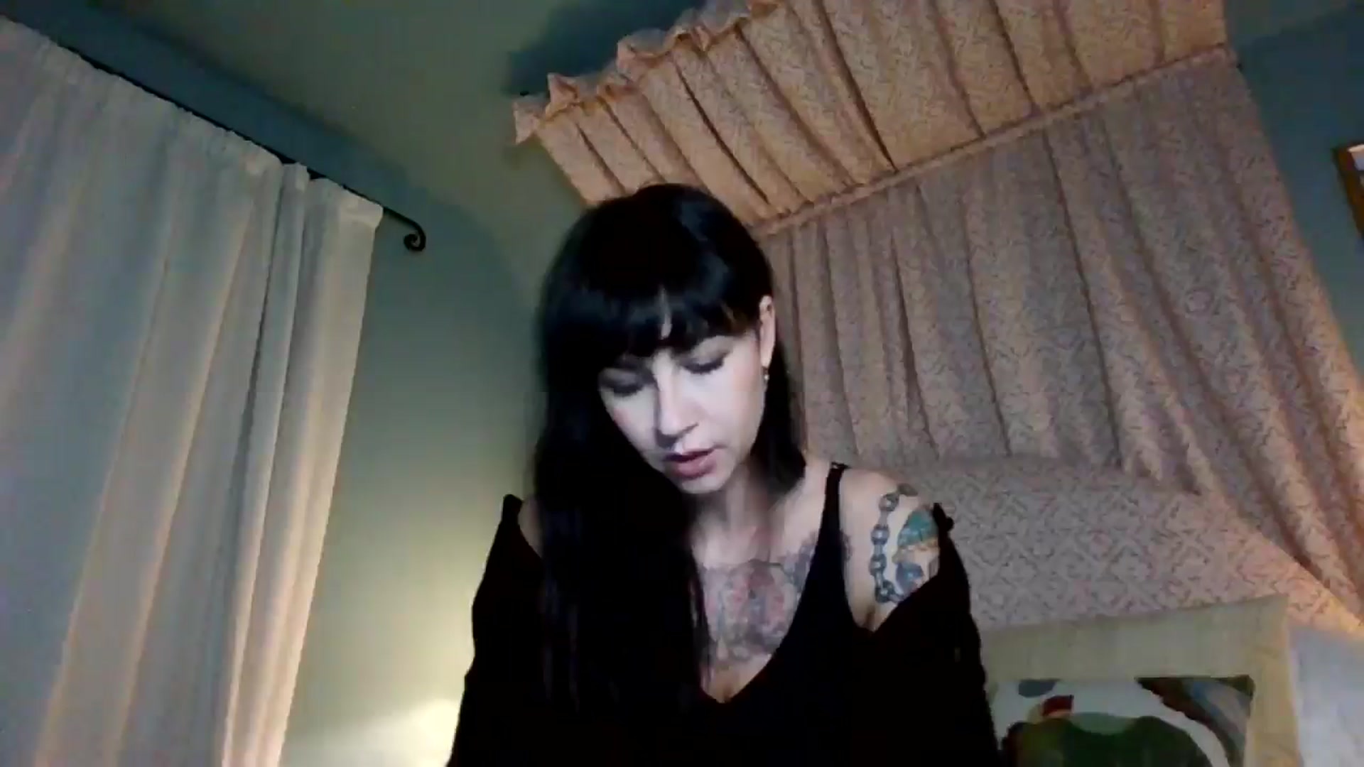 MargotMills_ video thumbnail
