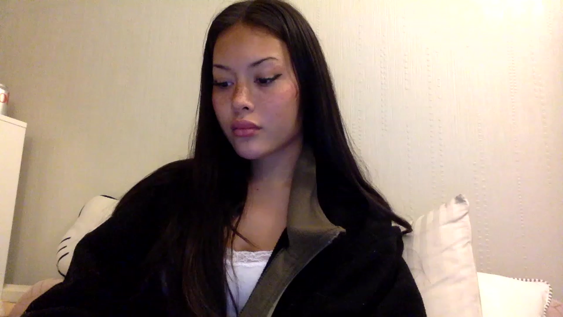 Miss_emiko video thumbnail