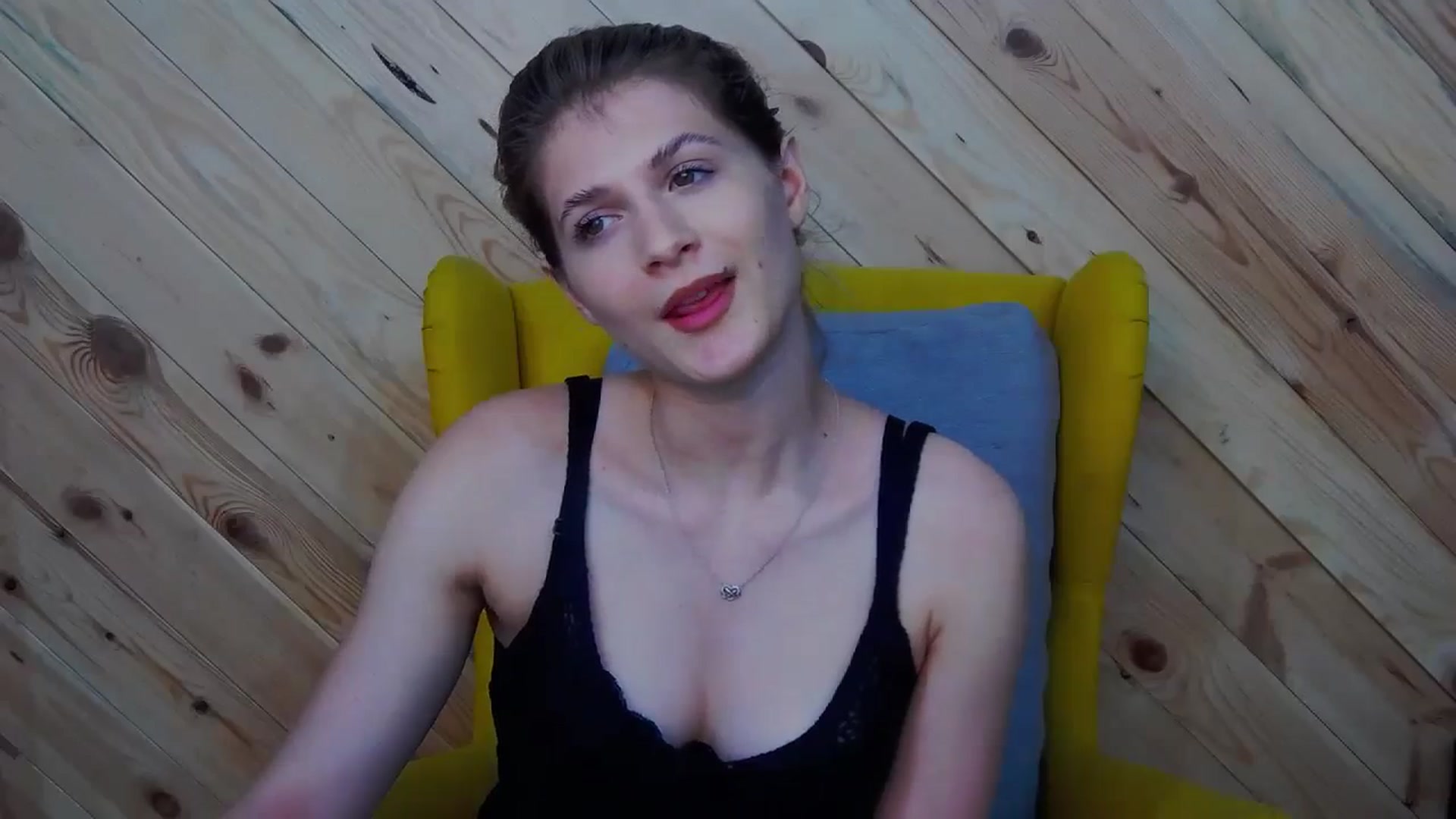 LeslieKat video thumbnail