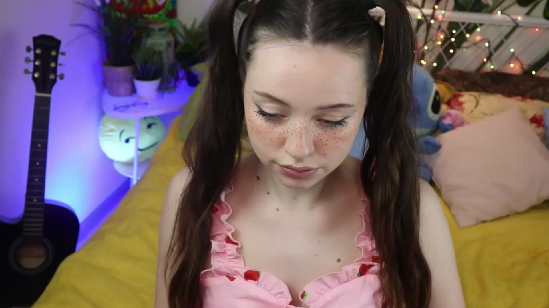 Kate_Amourr video thumbnail