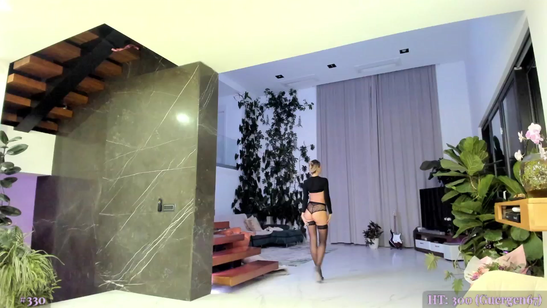 AweJolie video thumbnail