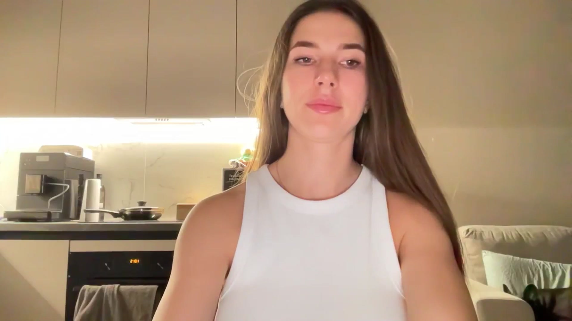 kissfreeze video thumbnail