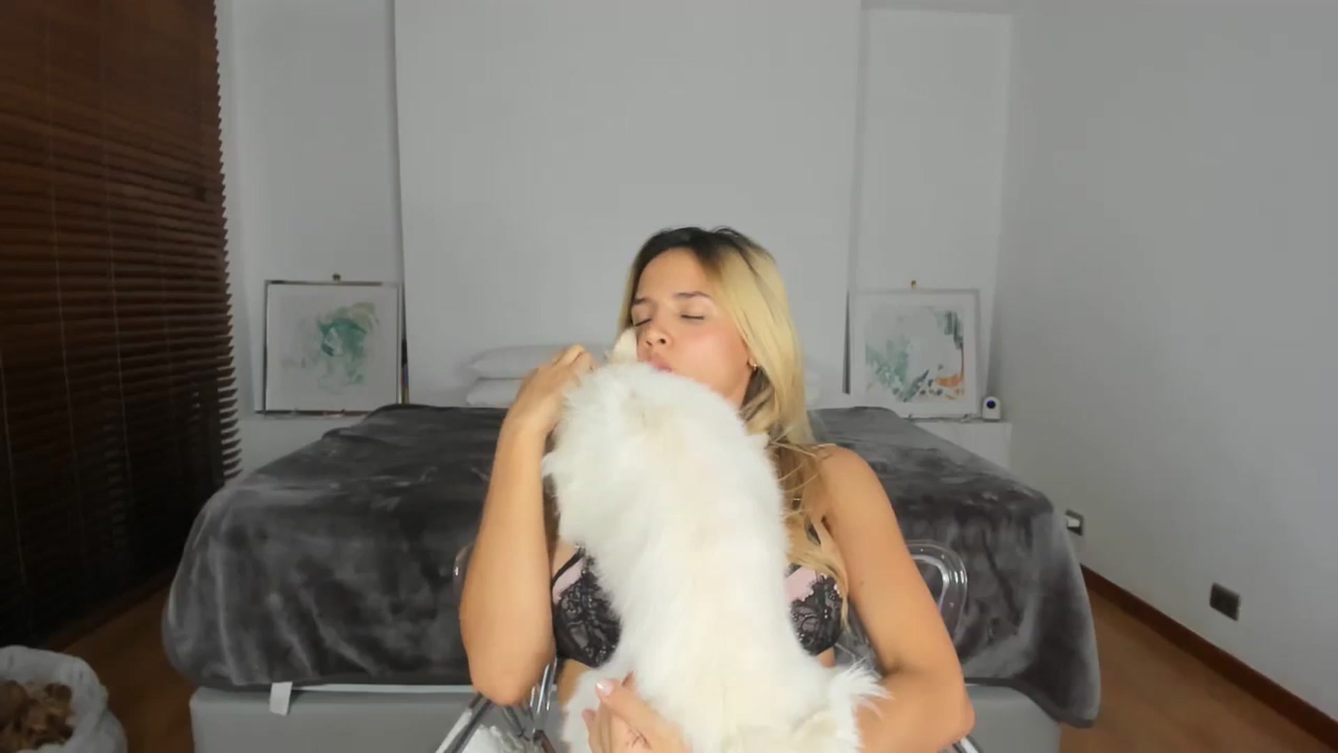 EMILIANA_CRUZ video thumbnail