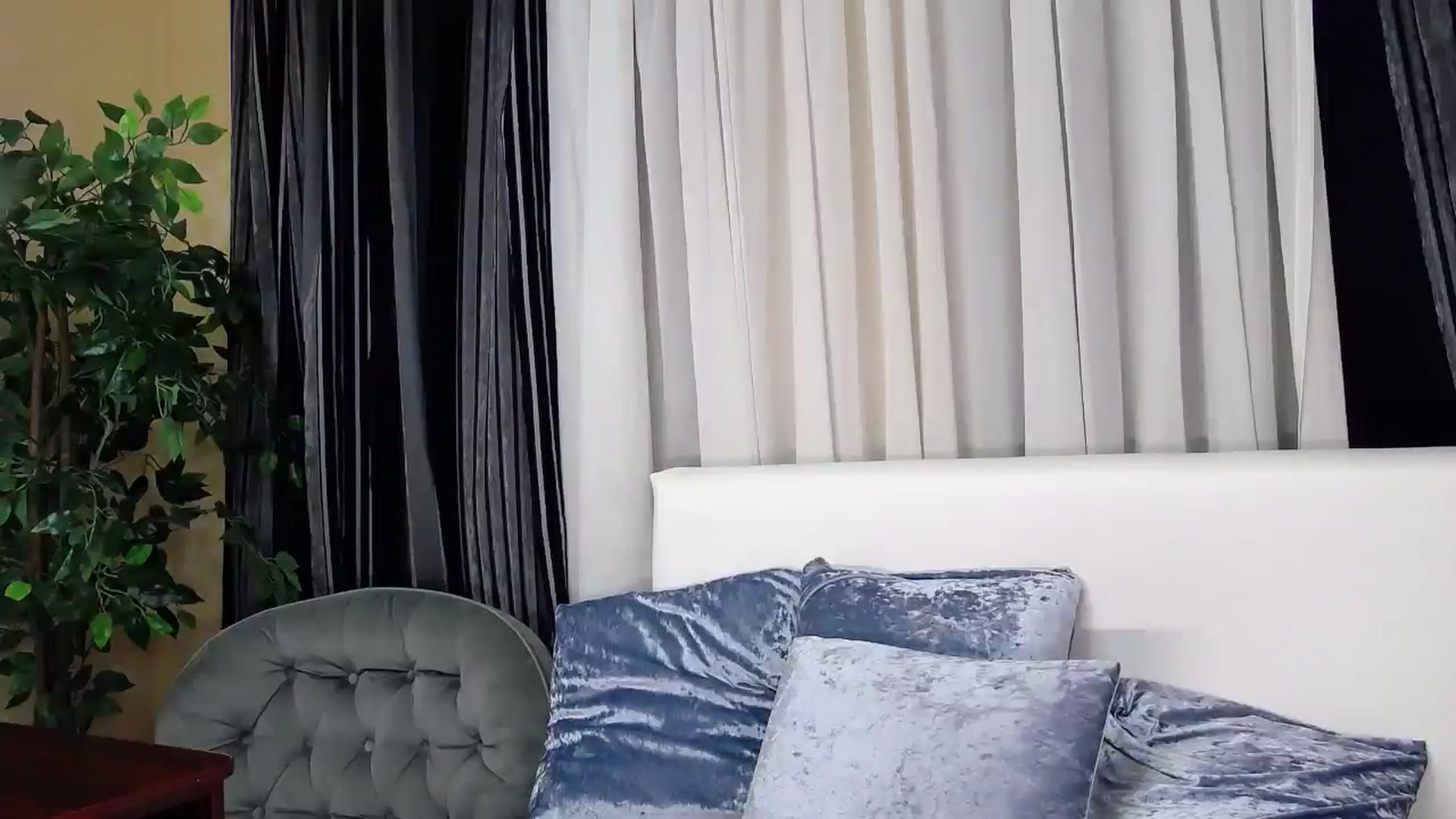 Floured video thumbnail