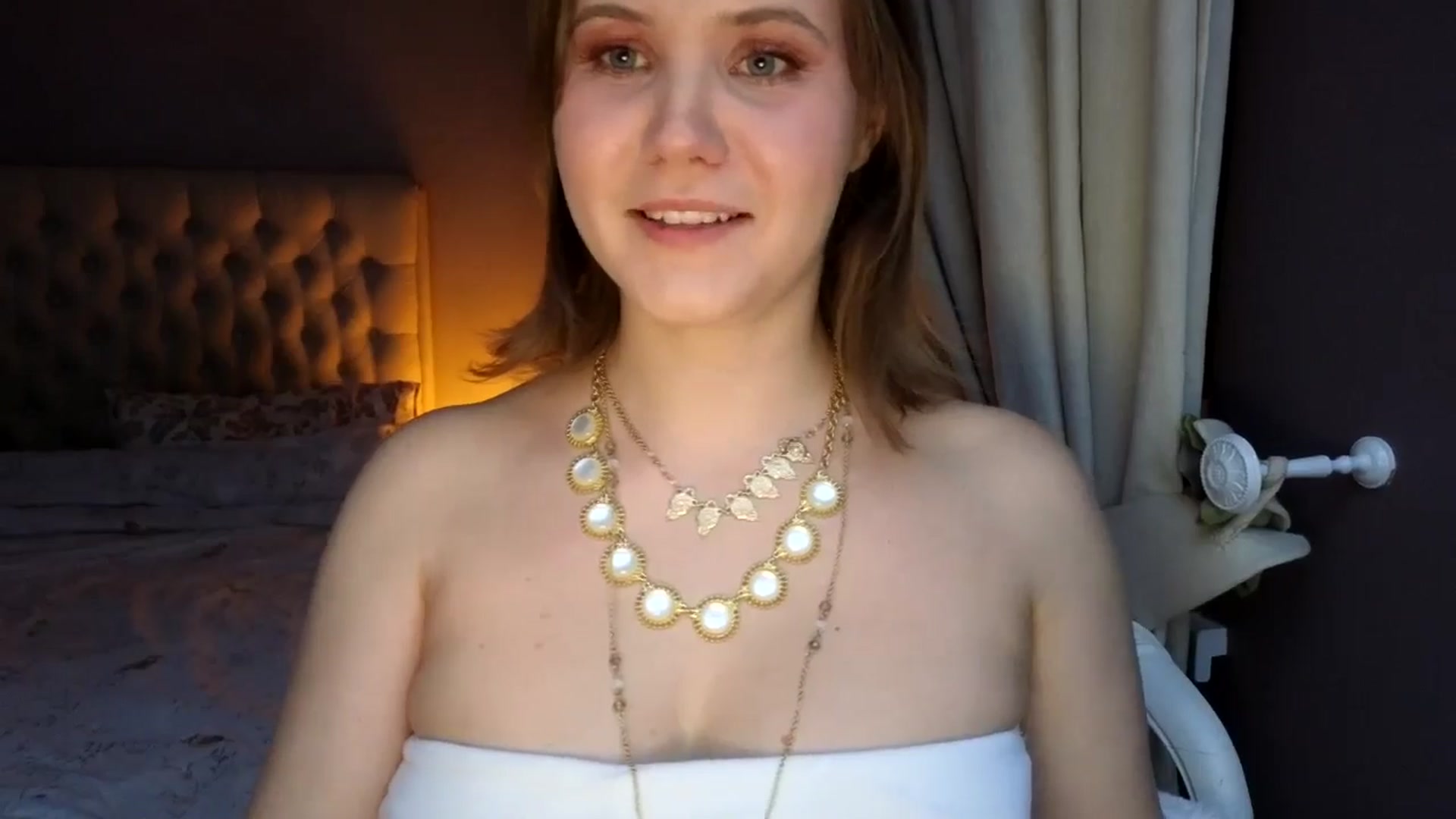 YoungDunst video thumbnail