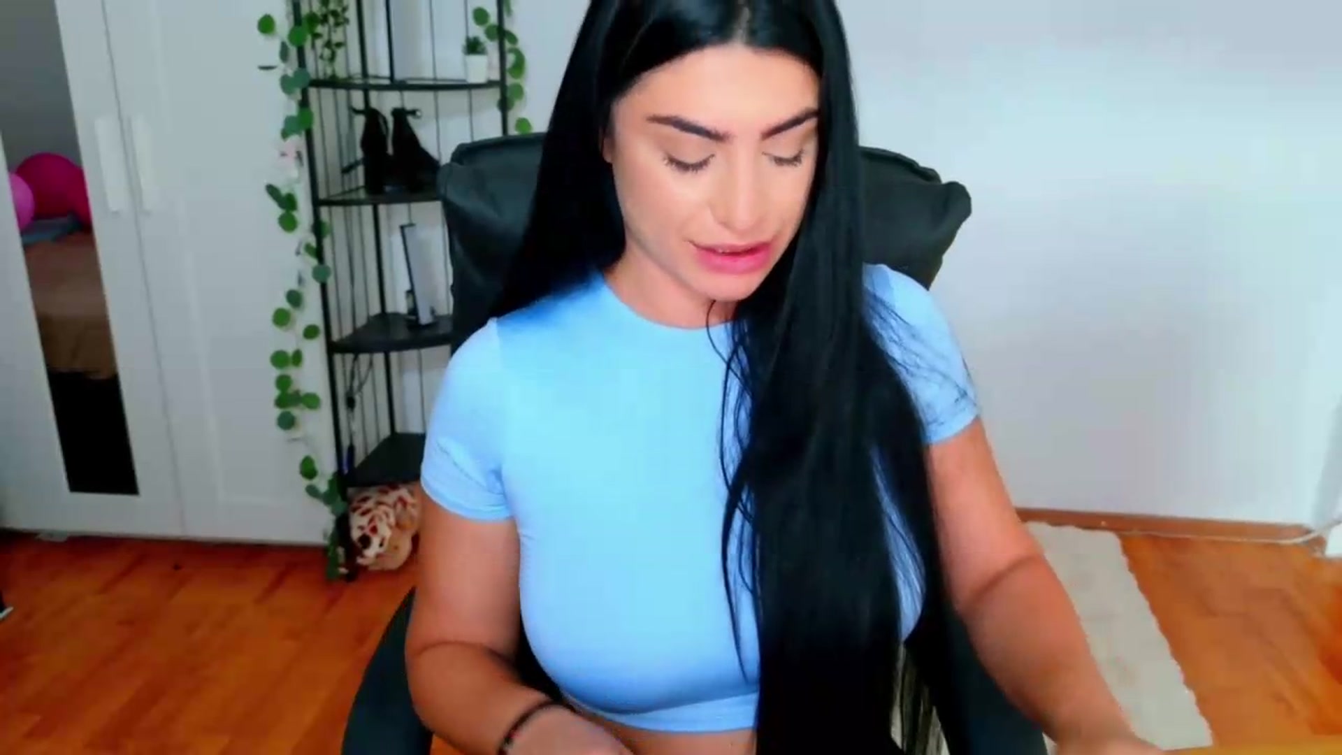 Amystique video thumbnail