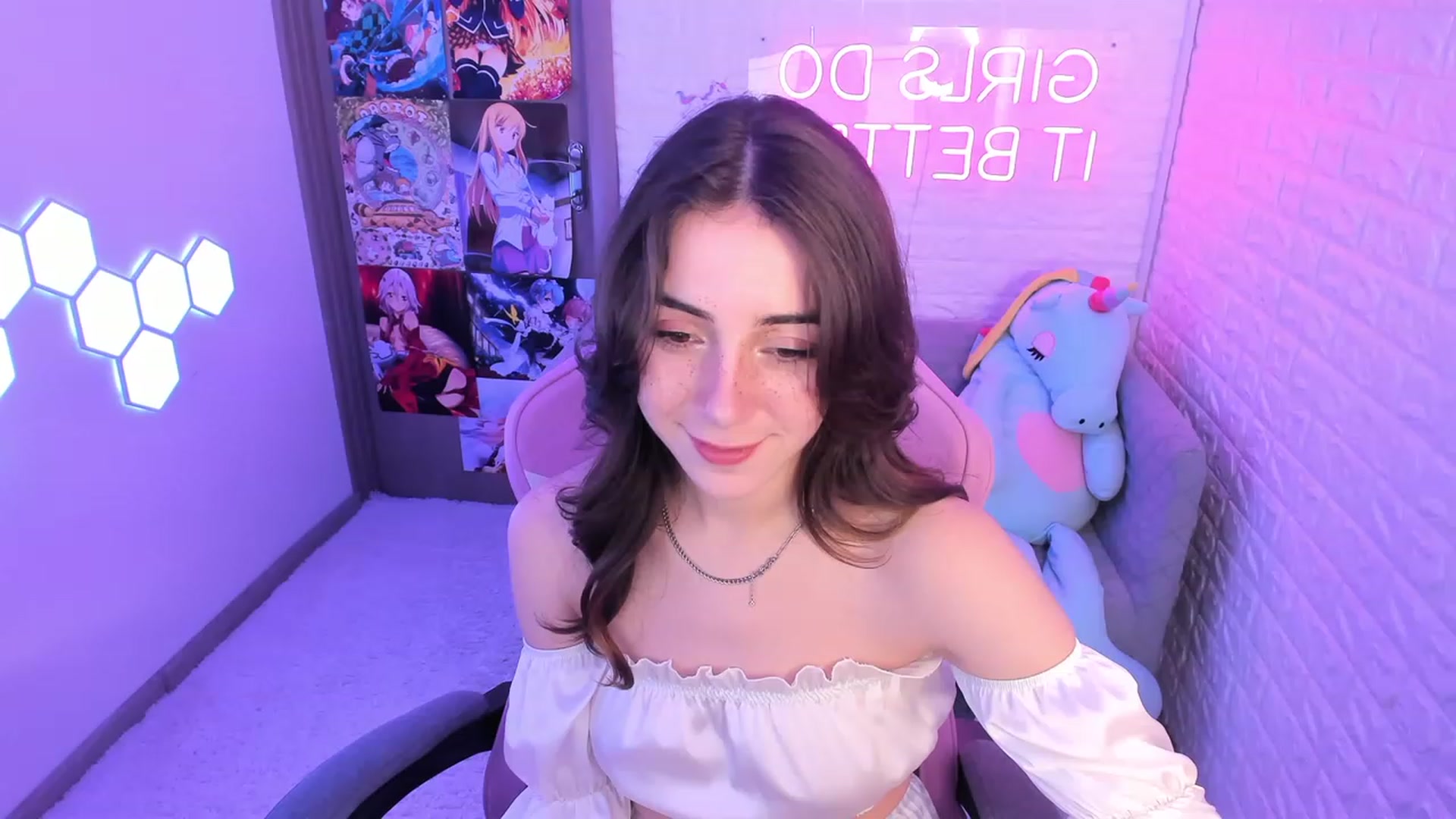 ElsaYoung video thumbnail