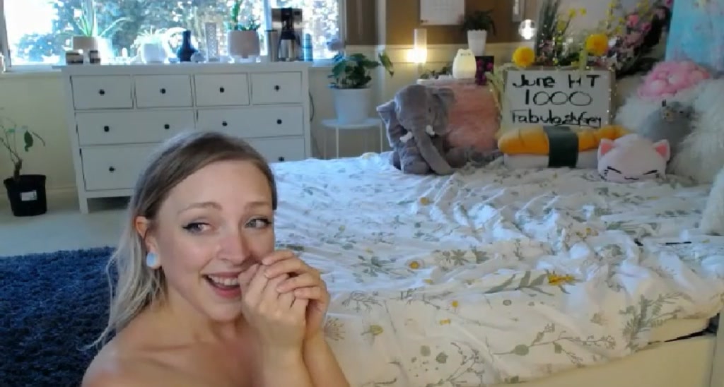 KatieBelle video thumbnail