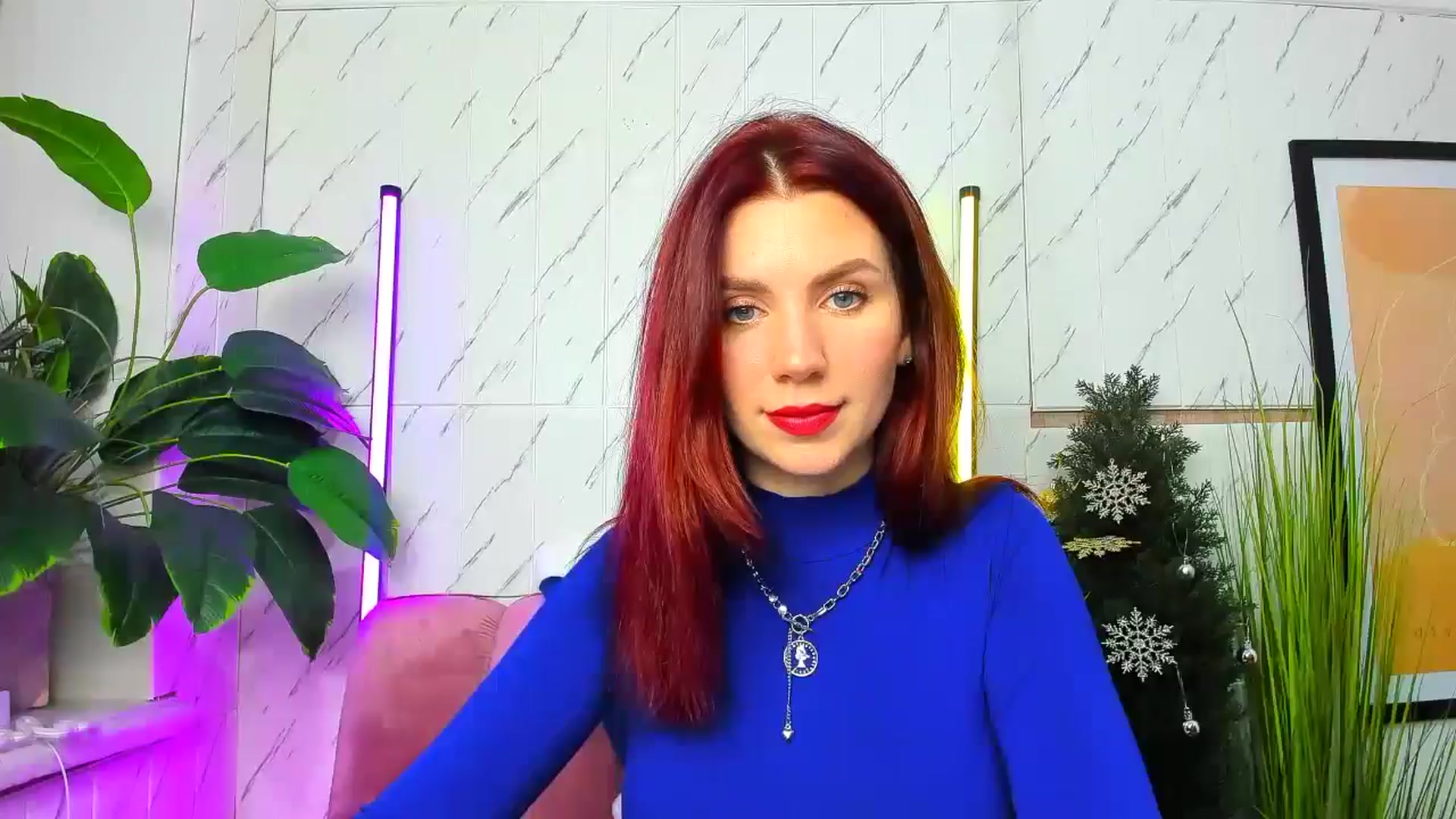 MiaLuxe video thumbnail