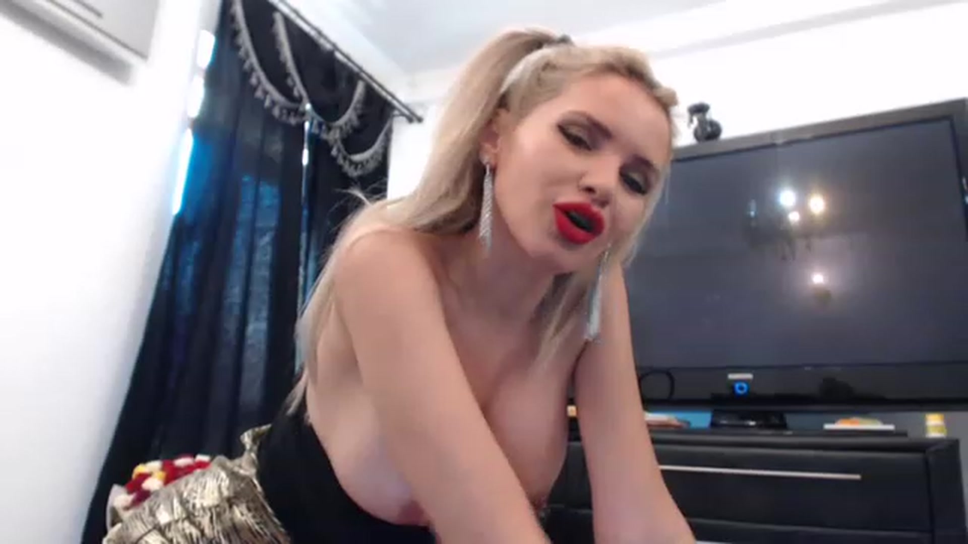 Dulcineaa video thumbnail