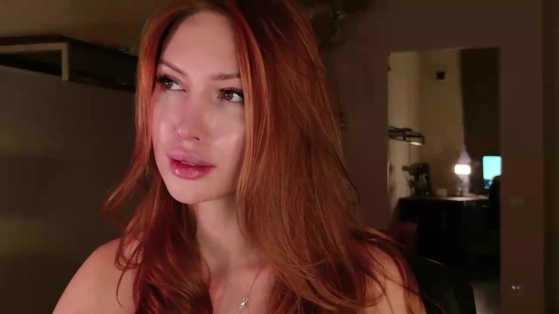 LovelyGin video thumbnail