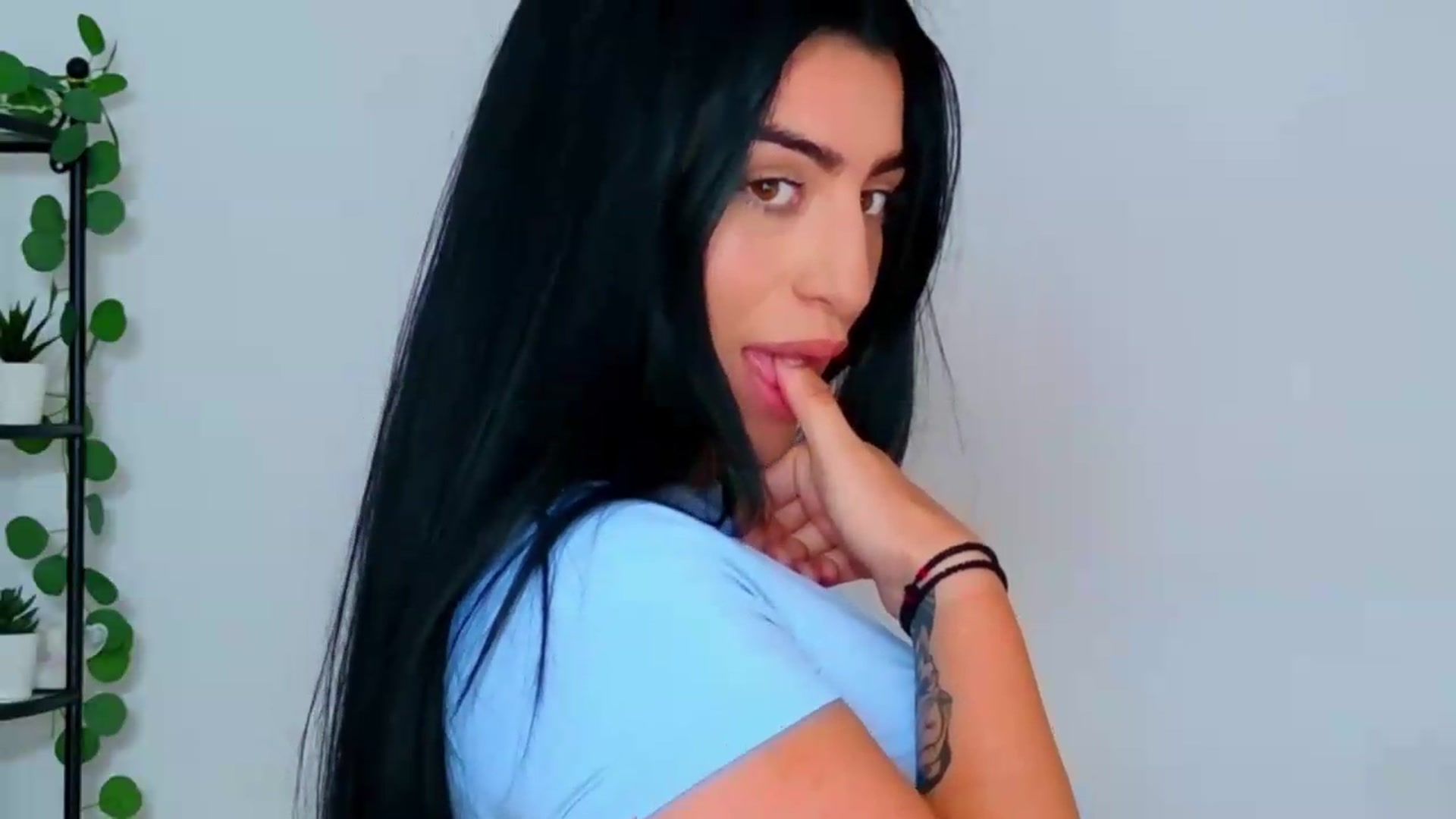 Amystique video thumbnail