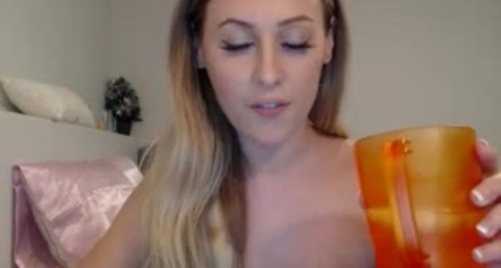 SimplySara video thumbnail