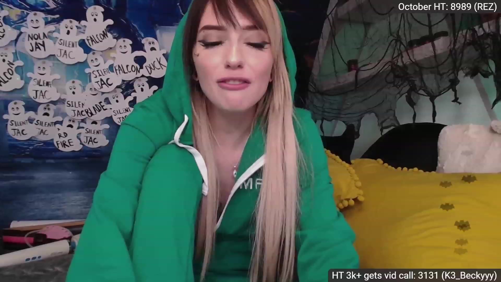 BabeAriel video thumbnail