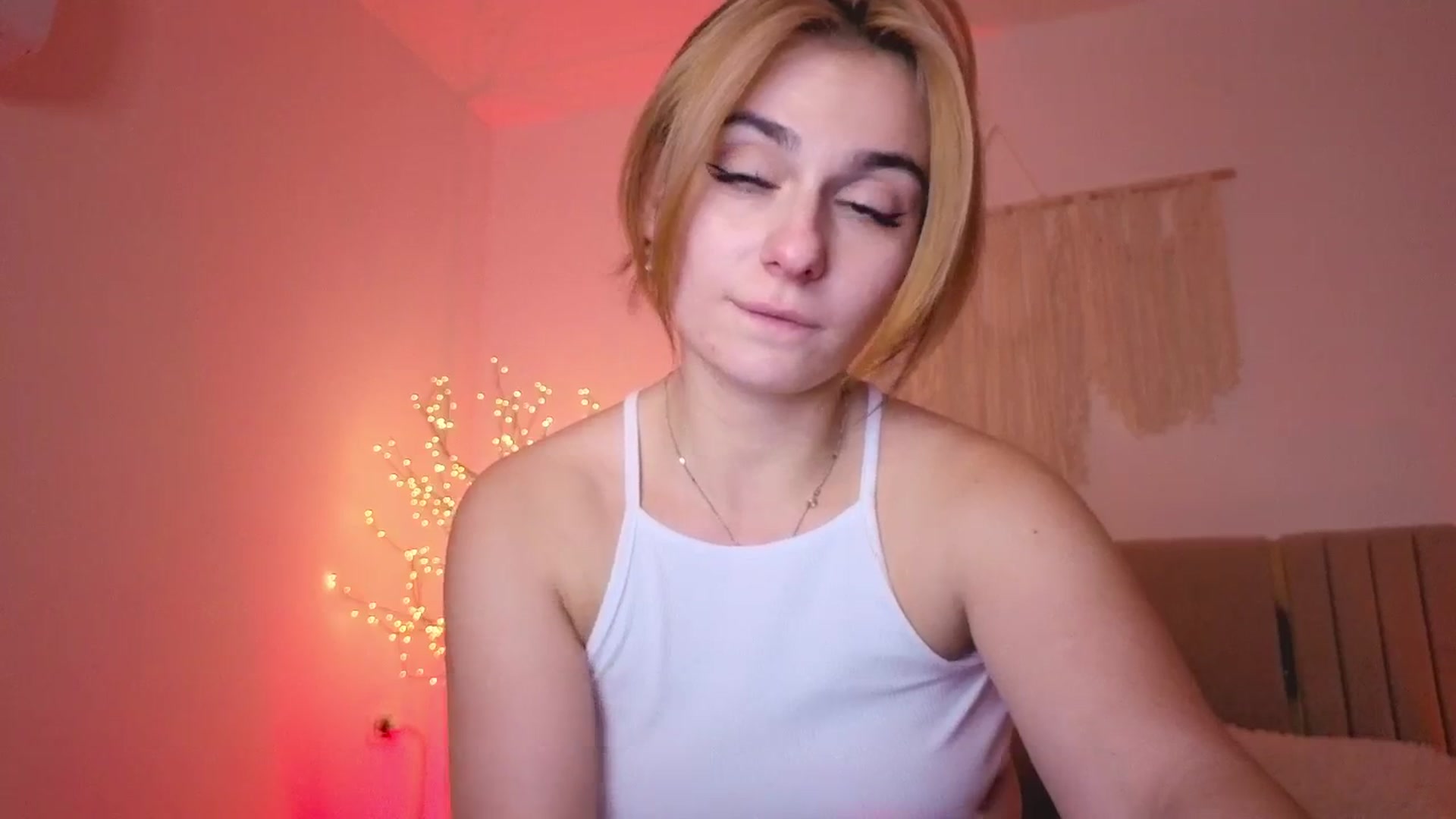 M1ss_arina video thumbnail