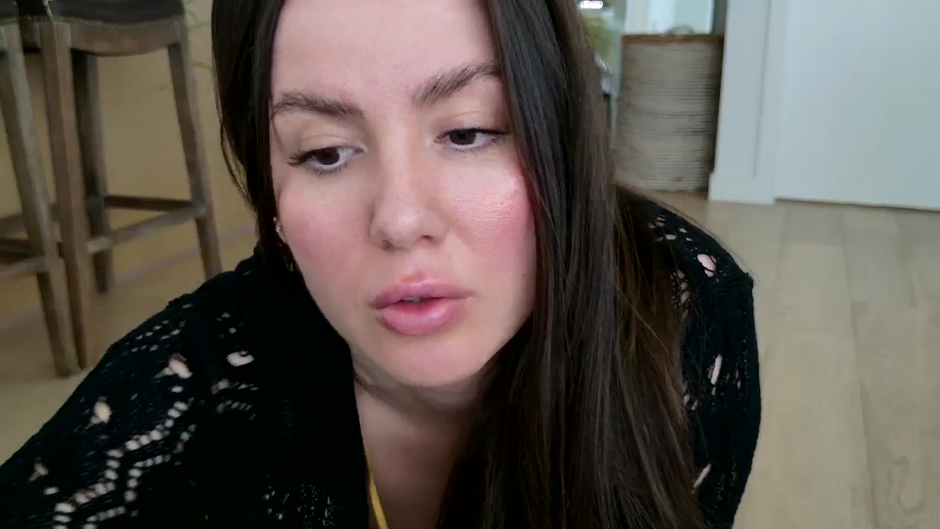 BellaBaxter video thumbnail
