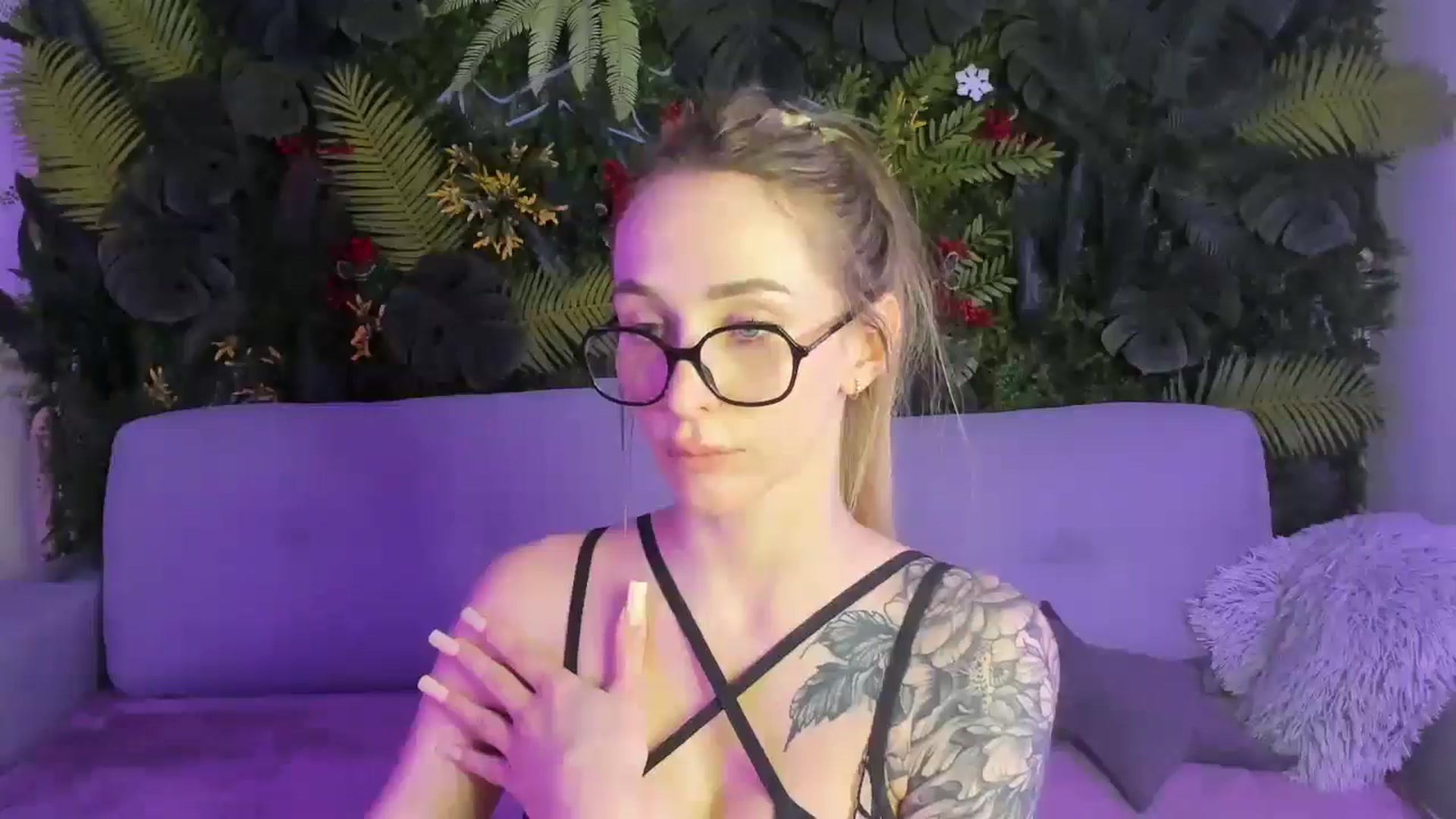 Horny_Blond video thumbnail