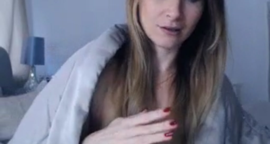 Sarah_Louise_ video thumbnail