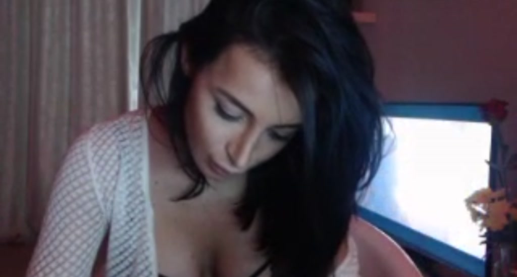 HOTTIEGIULY video thumbnail