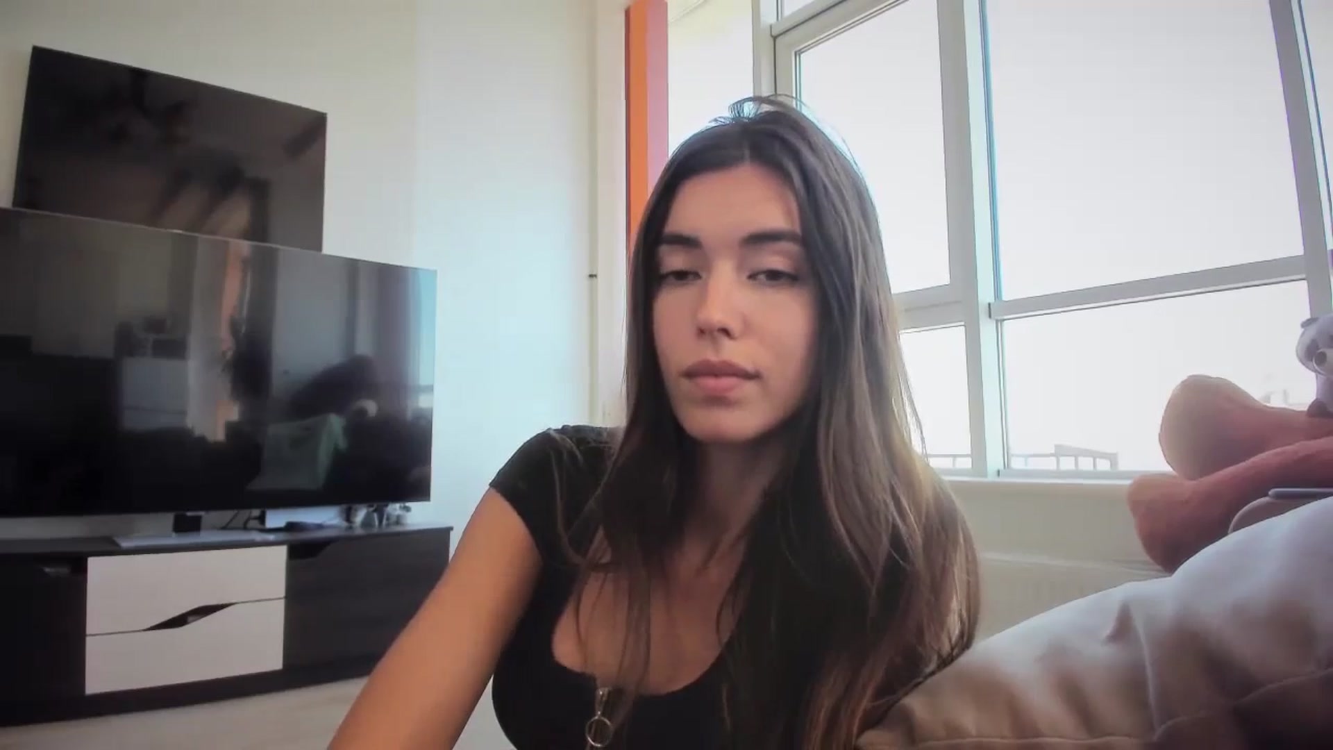 laurensaenz video thumbnail
