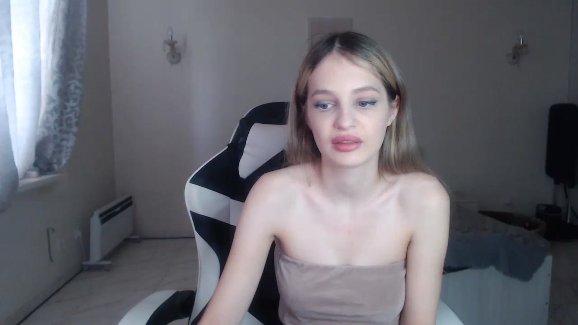 Lola_vi video thumbnail