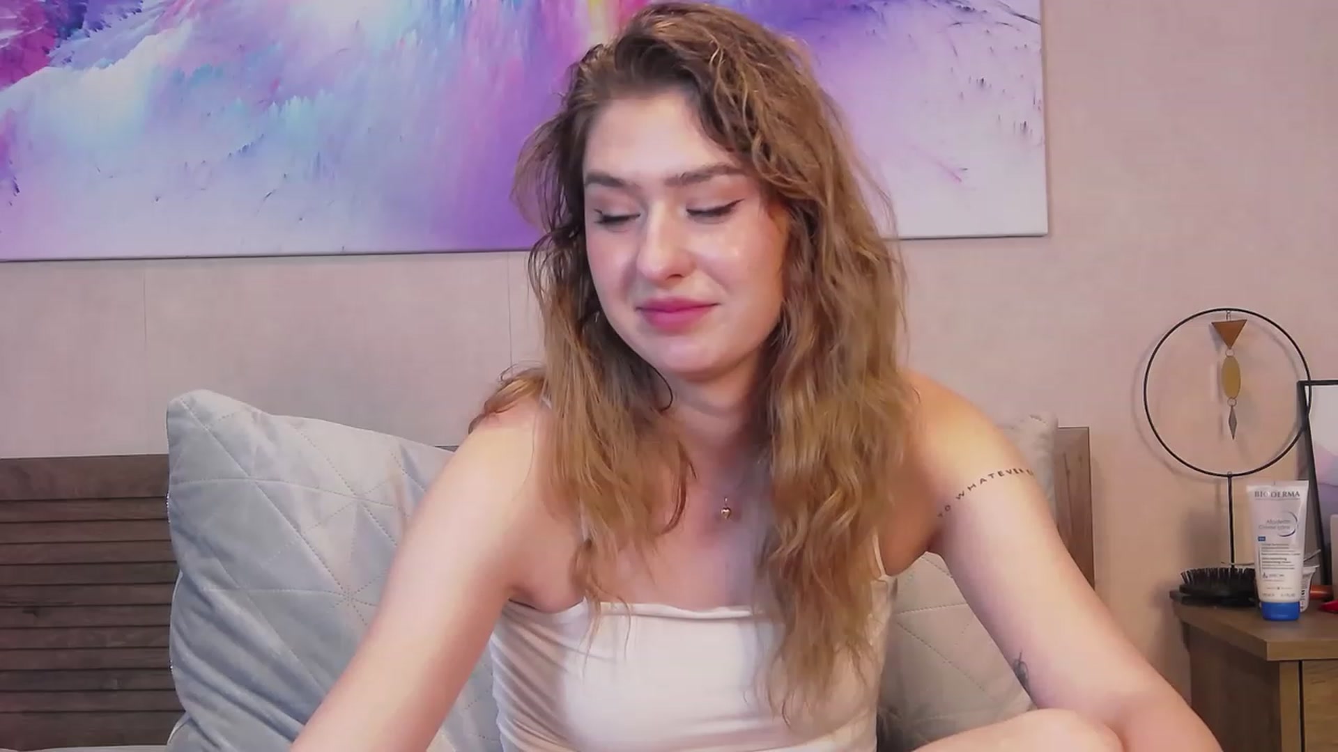 Hildaa video thumbnail