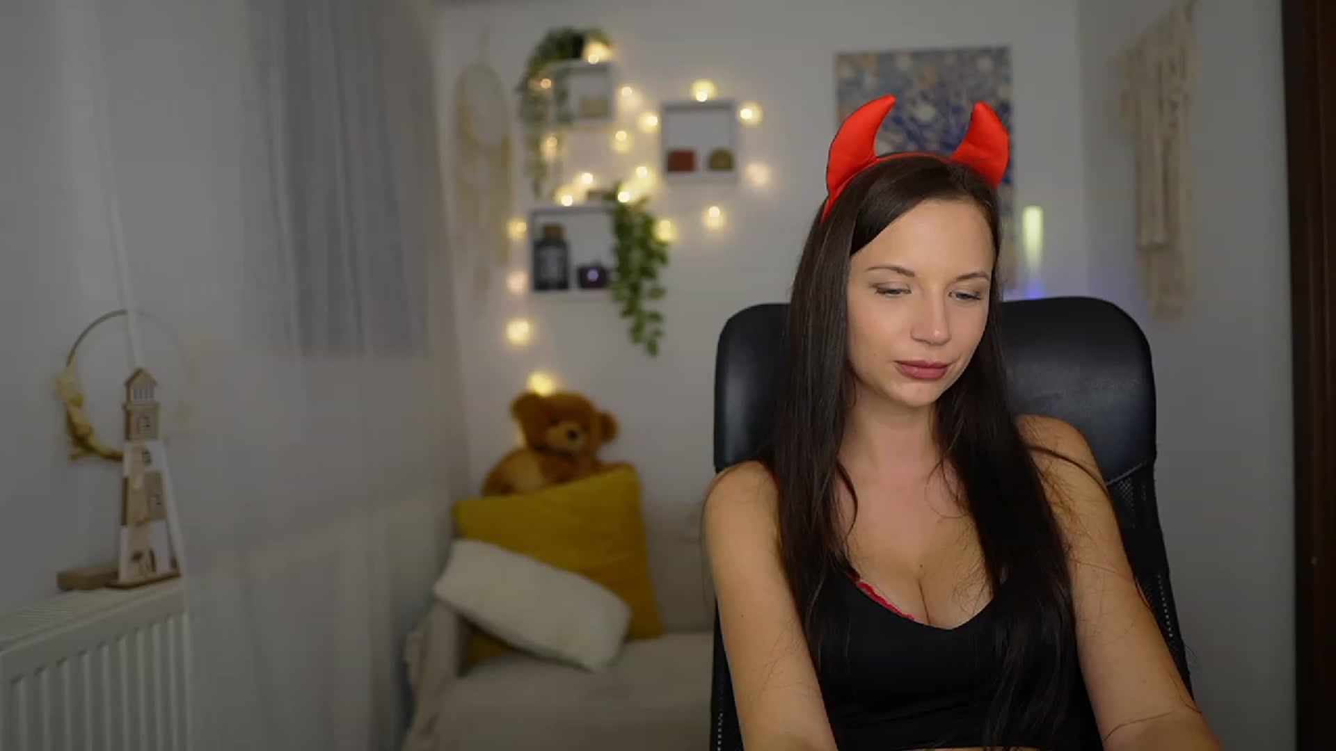 Julia_W video thumbnail