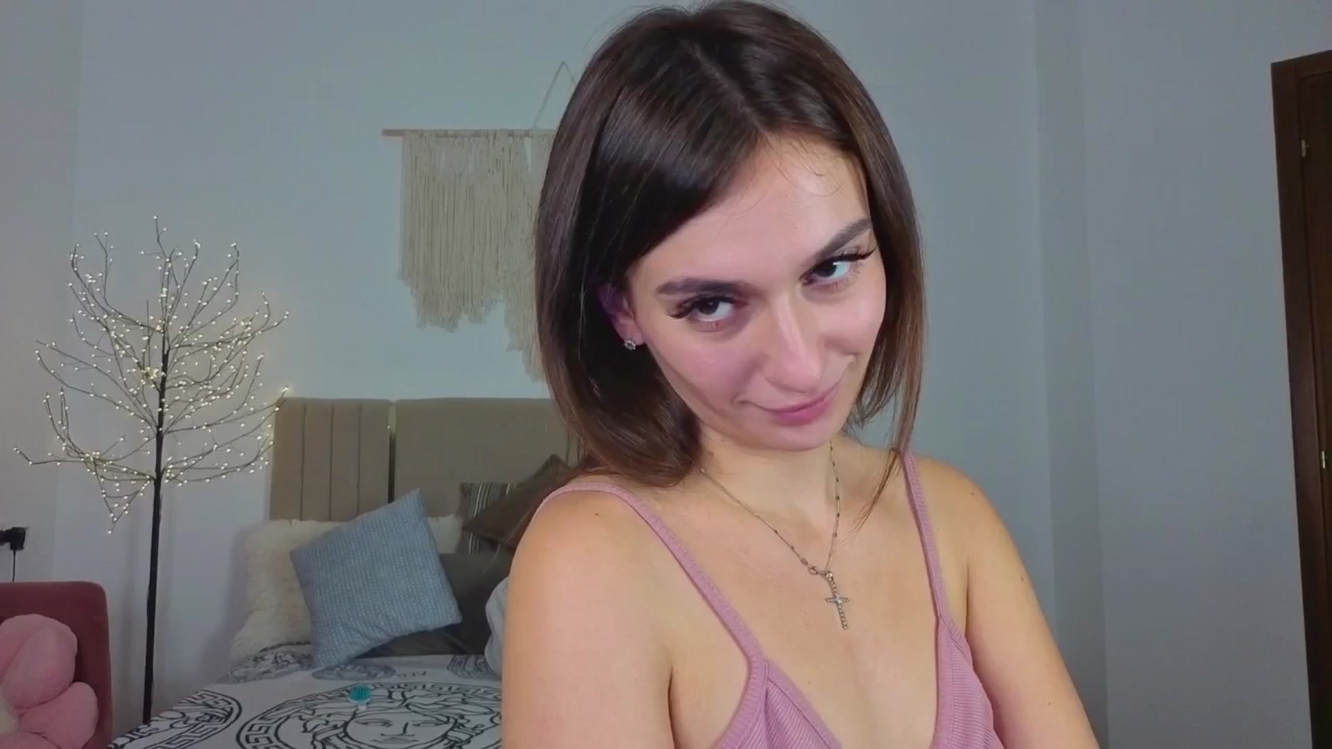 M1ss_arina video thumbnail
