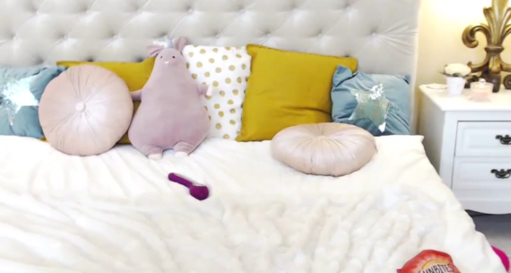 Maya_Di video thumbnail