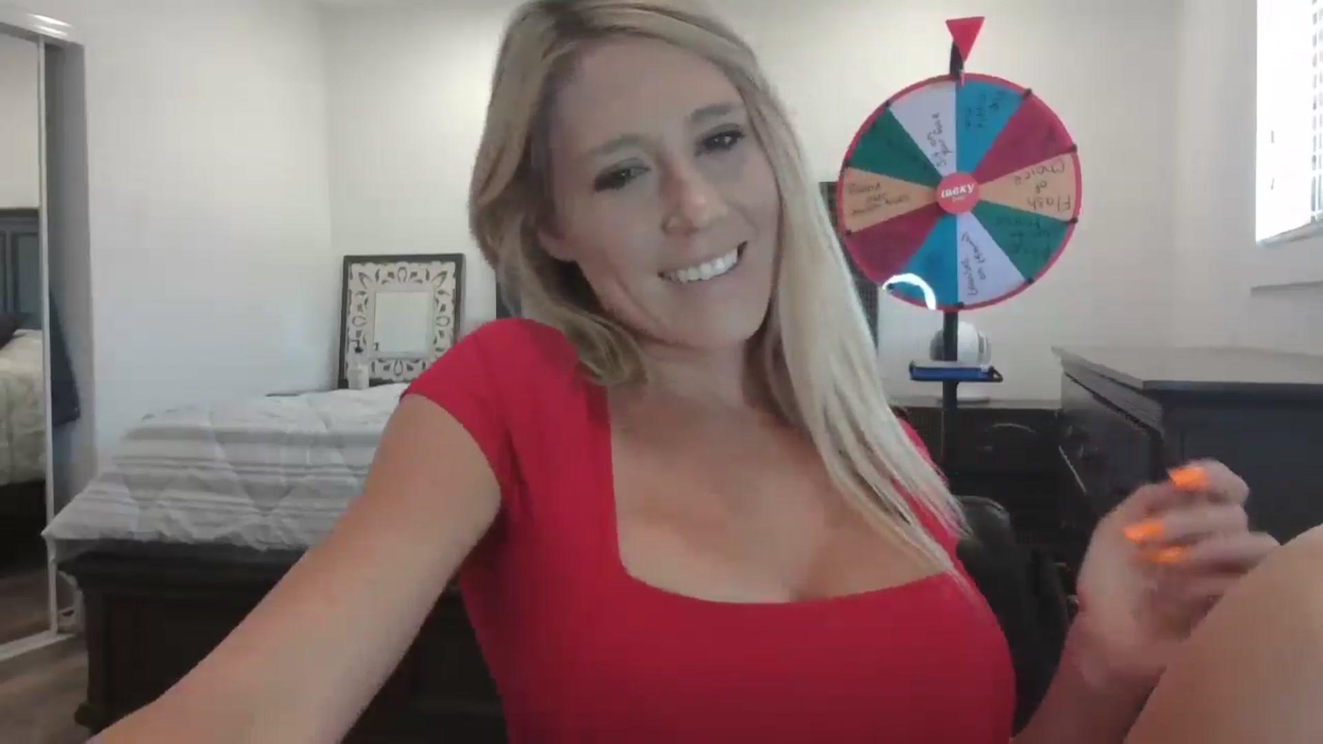 blond_milf video thumbnail