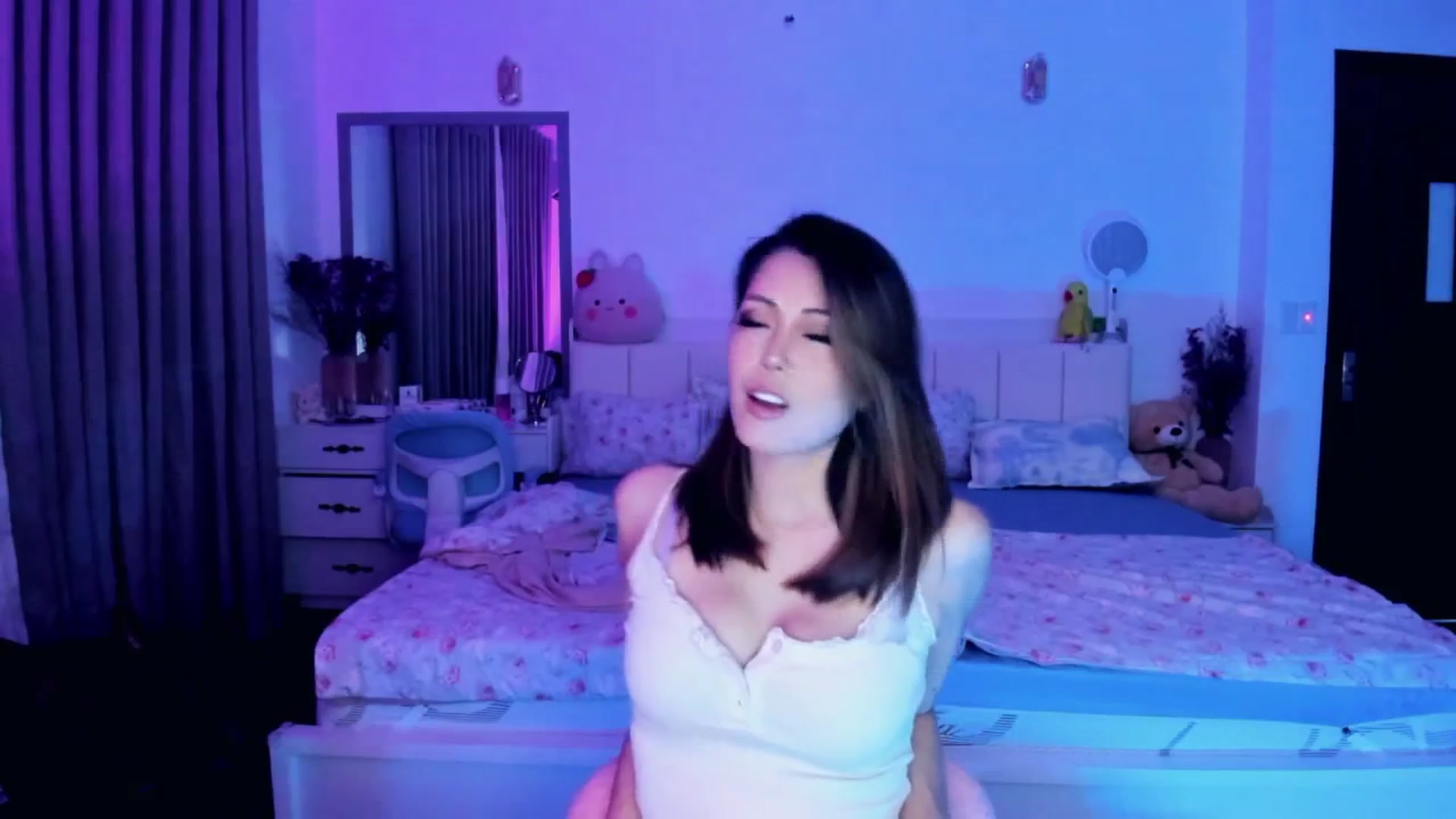 Haru_ video thumbnail